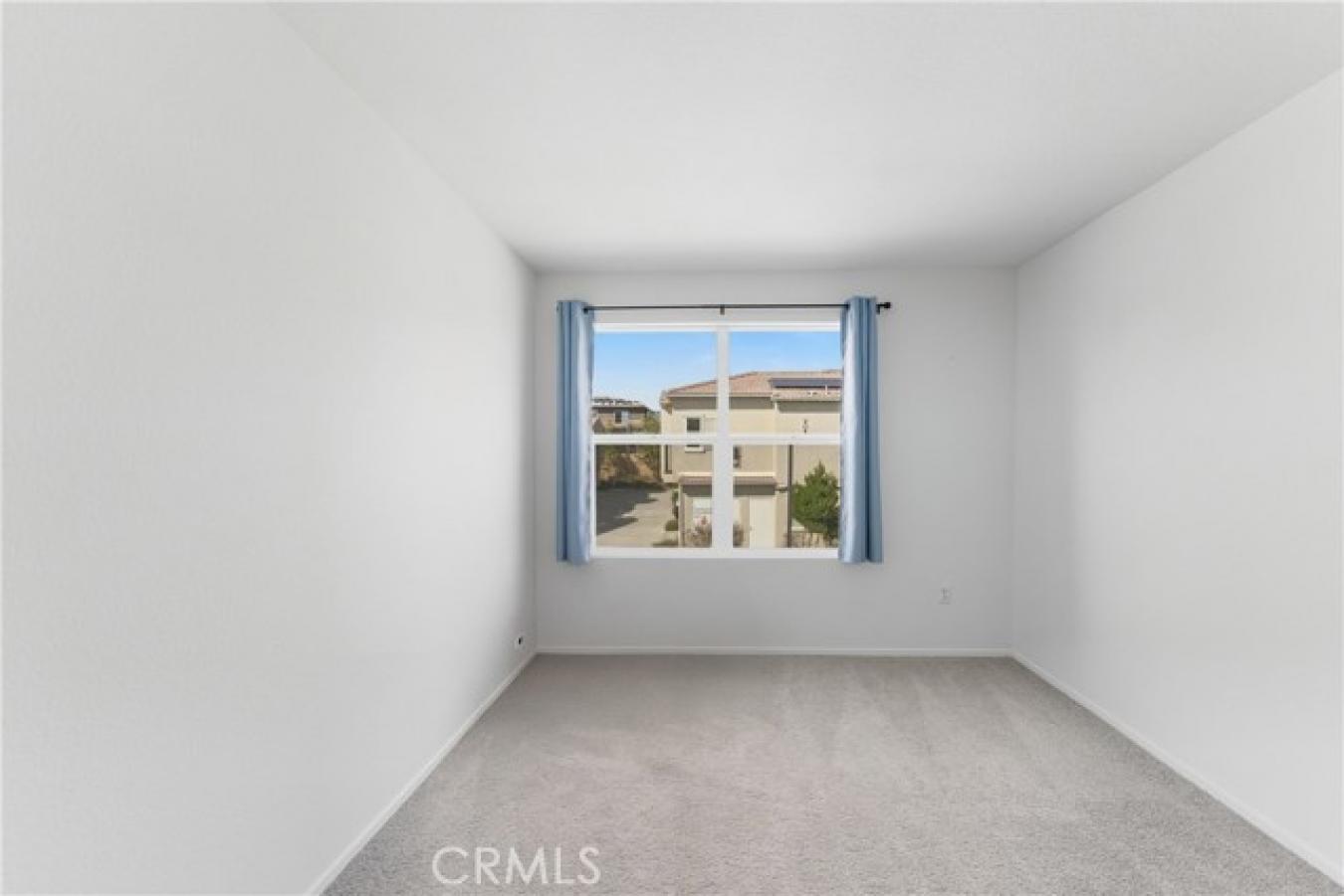 Fontana, San Bernardino, 92336, United States, 3 Bedrooms Bedrooms, ,2 BathroomsBathrooms,Residential,For Sale,1954350