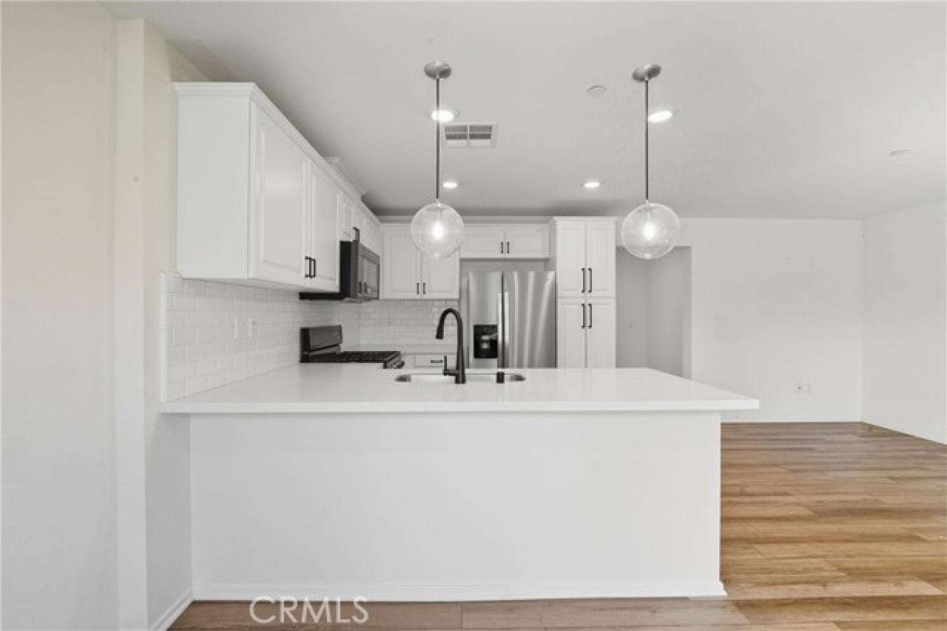 Fontana, San Bernardino, 92336, United States, 3 Bedrooms Bedrooms, ,2 BathroomsBathrooms,Residential,For Sale,1954350