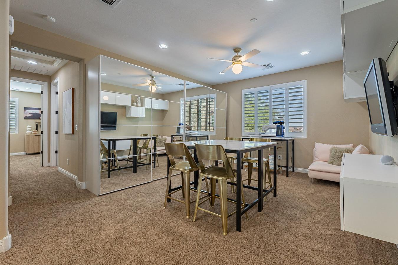 Phoenix, Maricopa, 85085, United States, 5 Bedrooms Bedrooms, ,4 BathroomsBathrooms,Residential,For Sale,1954349