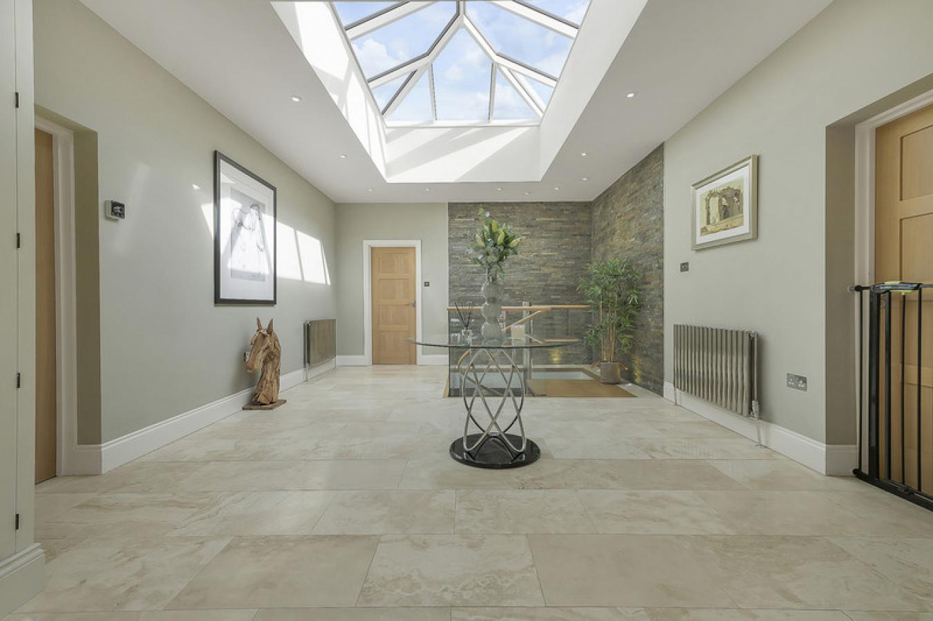 Purley, Surrey, CR8 3LB, United Kingdom, 7 Bedrooms Bedrooms, ,5 BathroomsBathrooms,Residential,For Sale,1954346