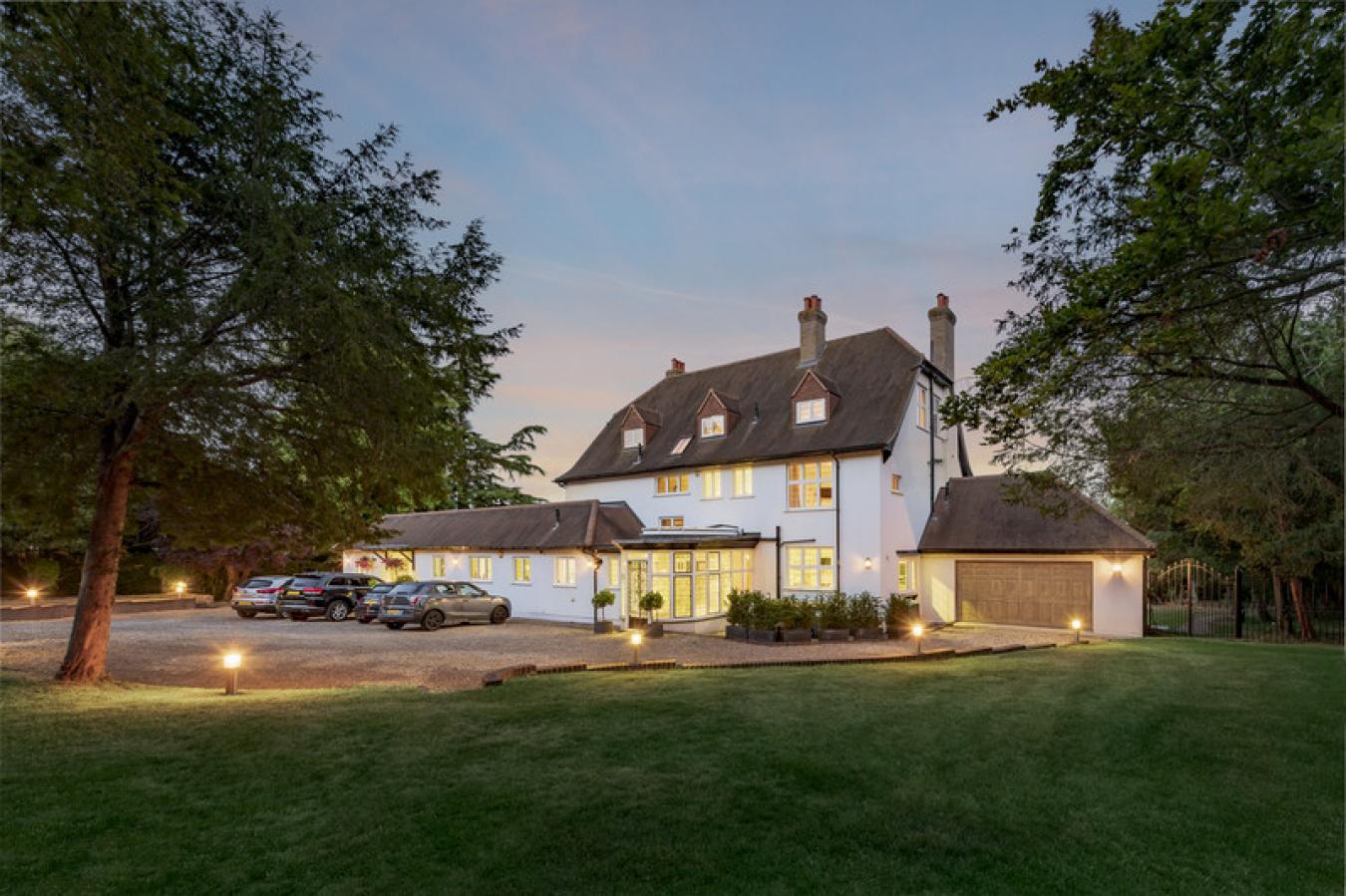 Purley, Surrey, CR8 3LB, United Kingdom, 7 Bedrooms Bedrooms, ,5 BathroomsBathrooms,Residential,For Sale,1954346