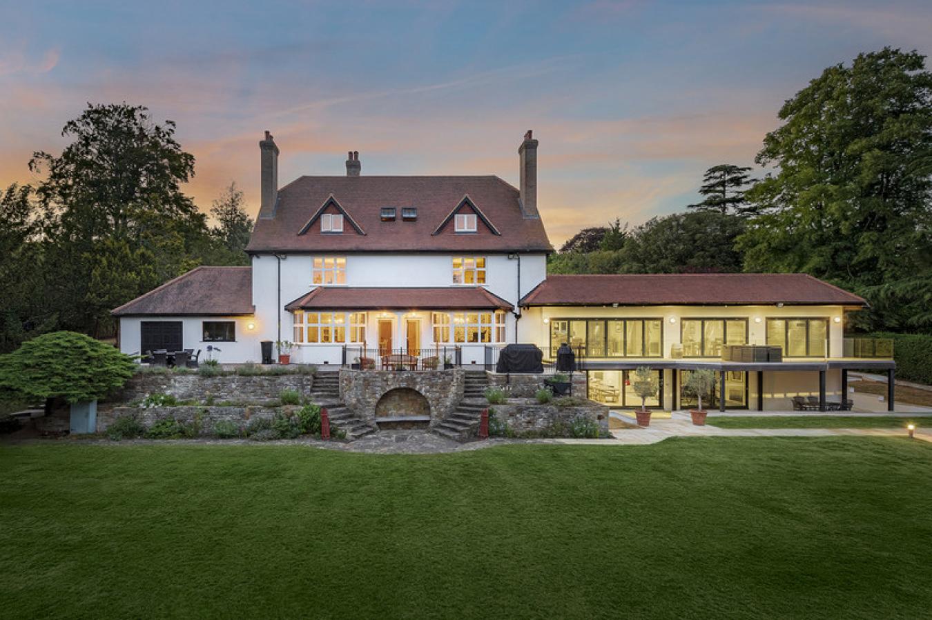 Purley, Surrey, CR8 3LB, United Kingdom, 7 Bedrooms Bedrooms, ,5 BathroomsBathrooms,Residential,For Sale,1954346 Purley, Surrey, CR8 3LB, United Kingdom, 7 Bedrooms Bedrooms, ,5 BathroomsBathrooms,Residential,For Sale,1954346