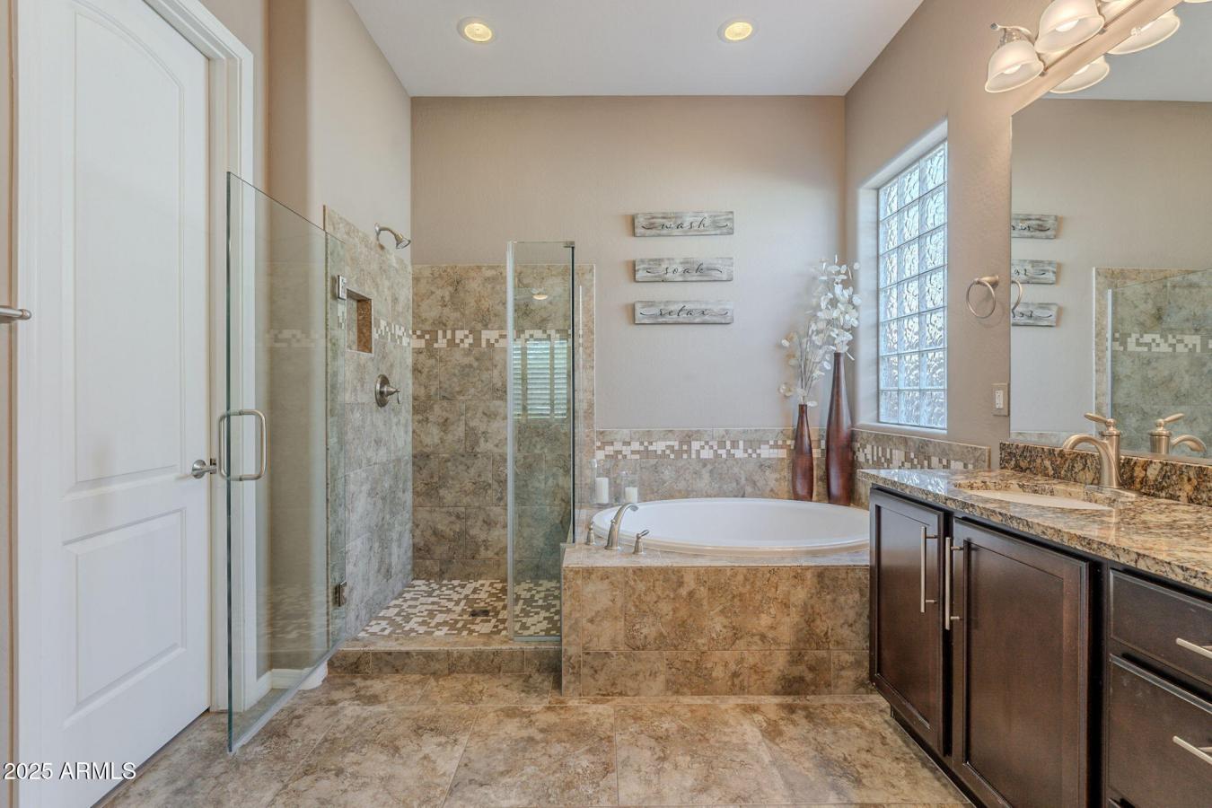 Phoenix, Maricopa, 85085, United States, 3 Bedrooms Bedrooms, ,1 BathroomBathrooms,Residential,For Sale,1954347