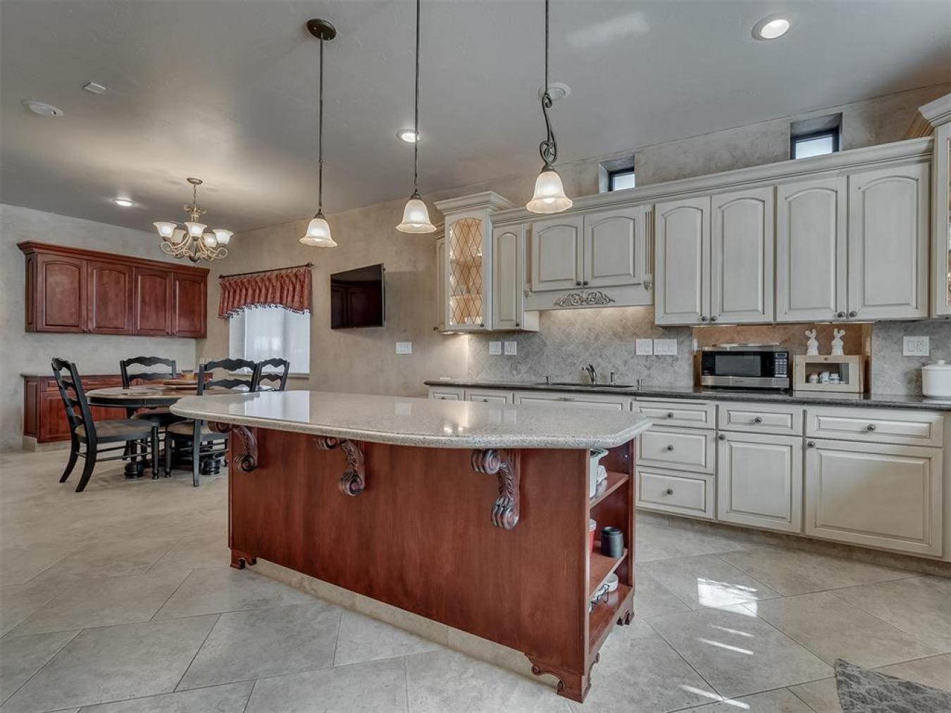 Oklahoma City, Oklahoma, 73118, United States, 5 Bedrooms Bedrooms, ,4 BathroomsBathrooms,Residential,For Sale,2001310