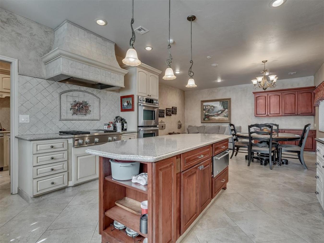 Oklahoma City, Oklahoma, 73118, United States, 5 Bedrooms Bedrooms, ,4 BathroomsBathrooms,Residential,For Sale,2001310