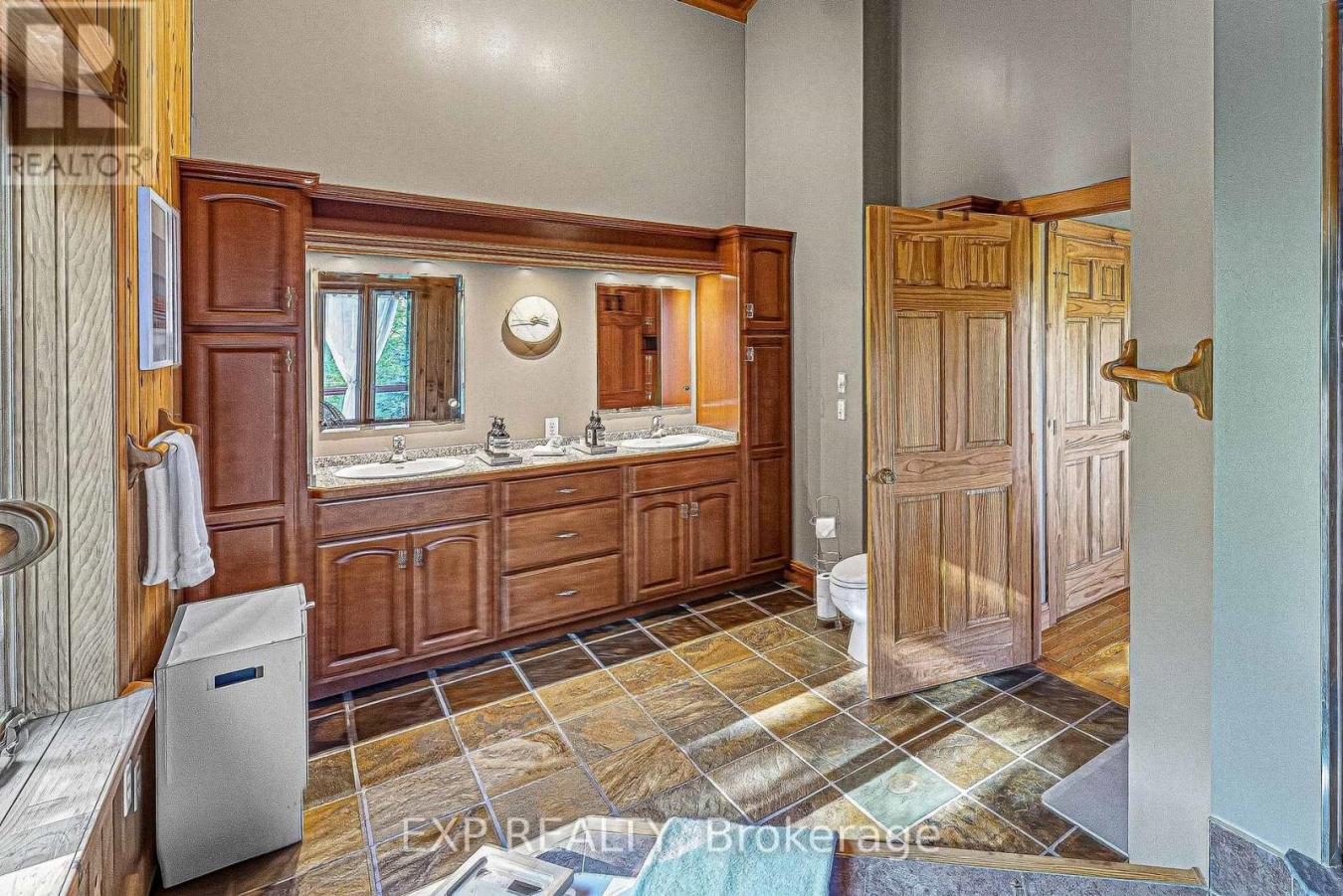 Hamilton Township, ON, K0K1C0, Canada, 4 Bedrooms Bedrooms, ,4 BathroomsBathrooms,Residential,For Sale,1954481