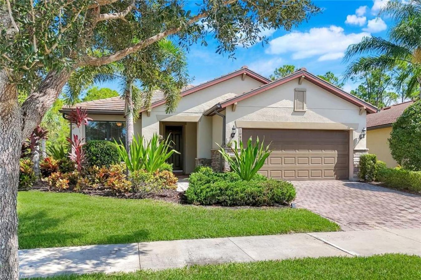 FORT MYERS, Lee, 33913, United States, ,2 BathroomsBathrooms,Residential,For Sale,1954480