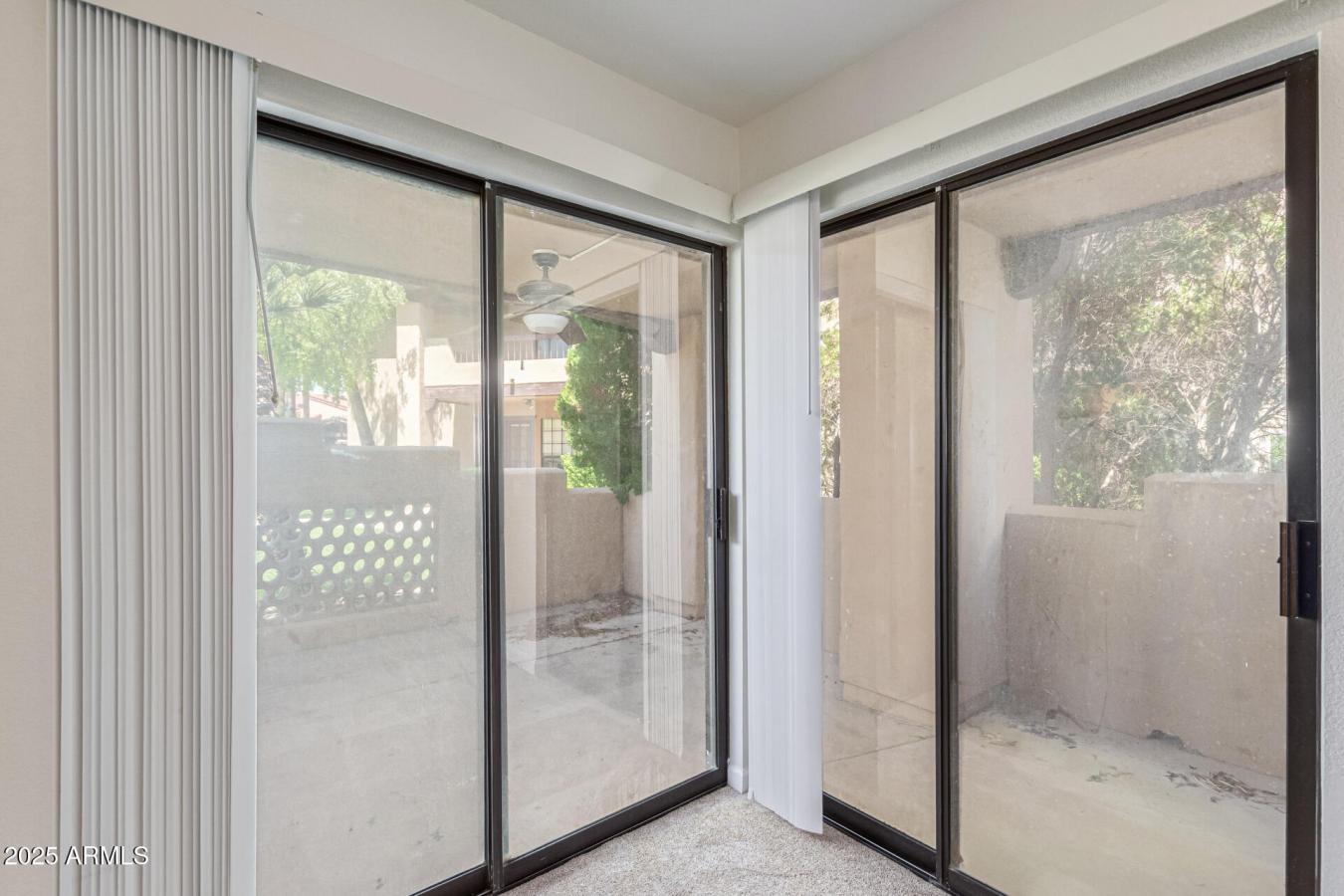 Freshly updated with brand NEW carpet and paint, this lower level, Nor – image 16