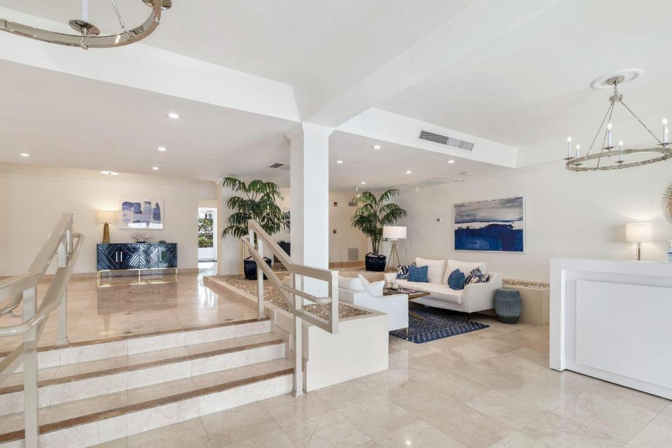 Palm Beach, Florida, 33480, United States, 2 Bedrooms Bedrooms, ,2 BathroomsBathrooms,Residential,For Sale,1959877