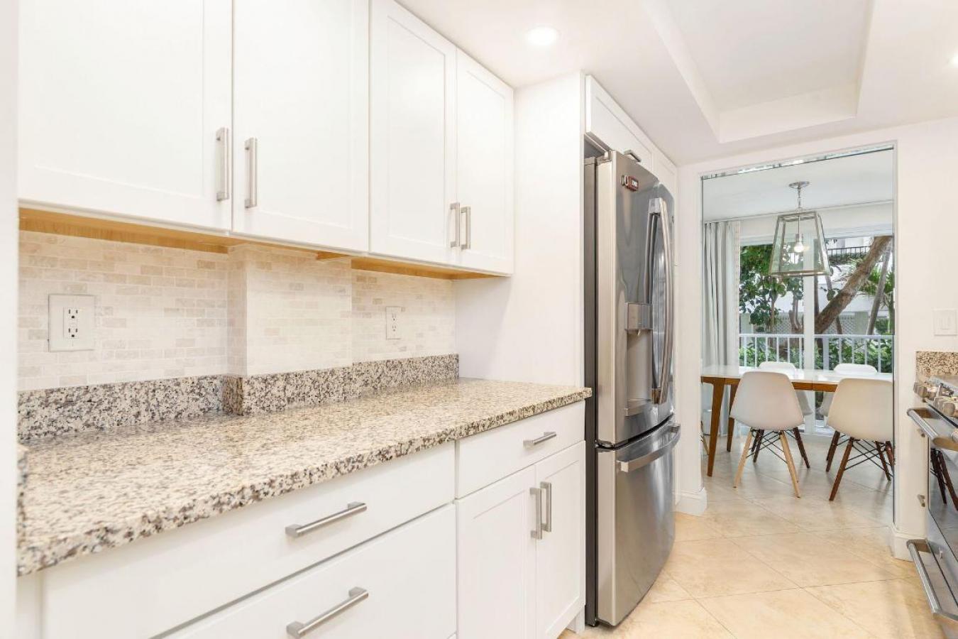 Palm Beach, Florida, 33480, United States, 2 Bedrooms Bedrooms, ,2 BathroomsBathrooms,Residential,For Sale,1959877