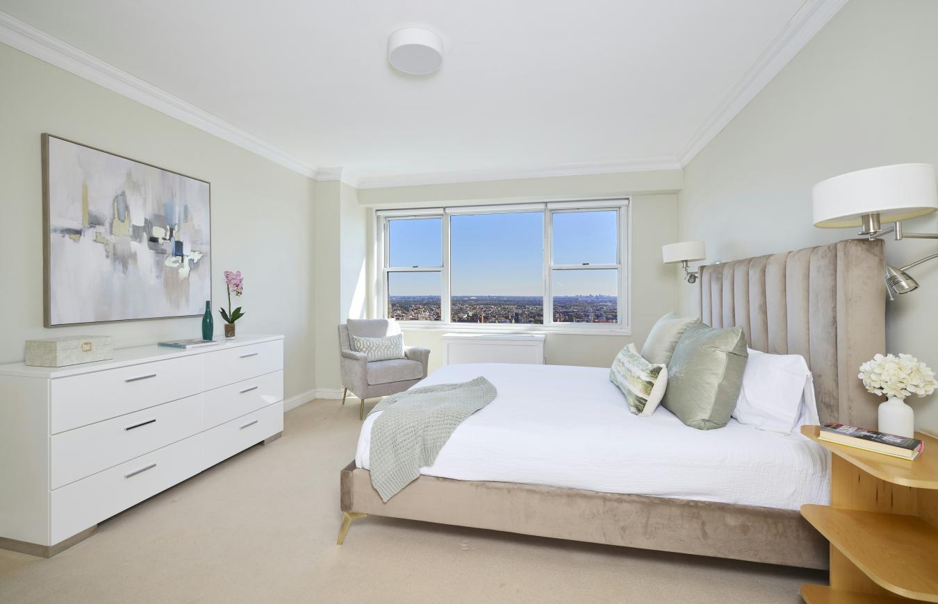 New York, New York, 10028, United States, 2 Bedrooms Bedrooms, ,2 BathroomsBathrooms,Residential,For Sale,1959875