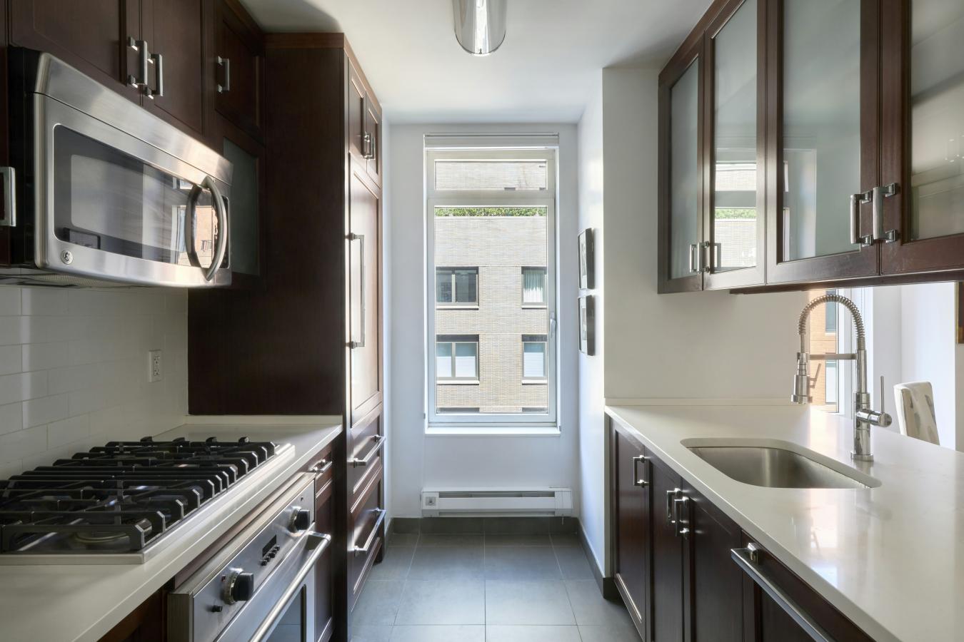 New York, New York, 10023, United States, 1 Bedroom Bedrooms, ,1 BathroomBathrooms,Residential,For Sale,1959872