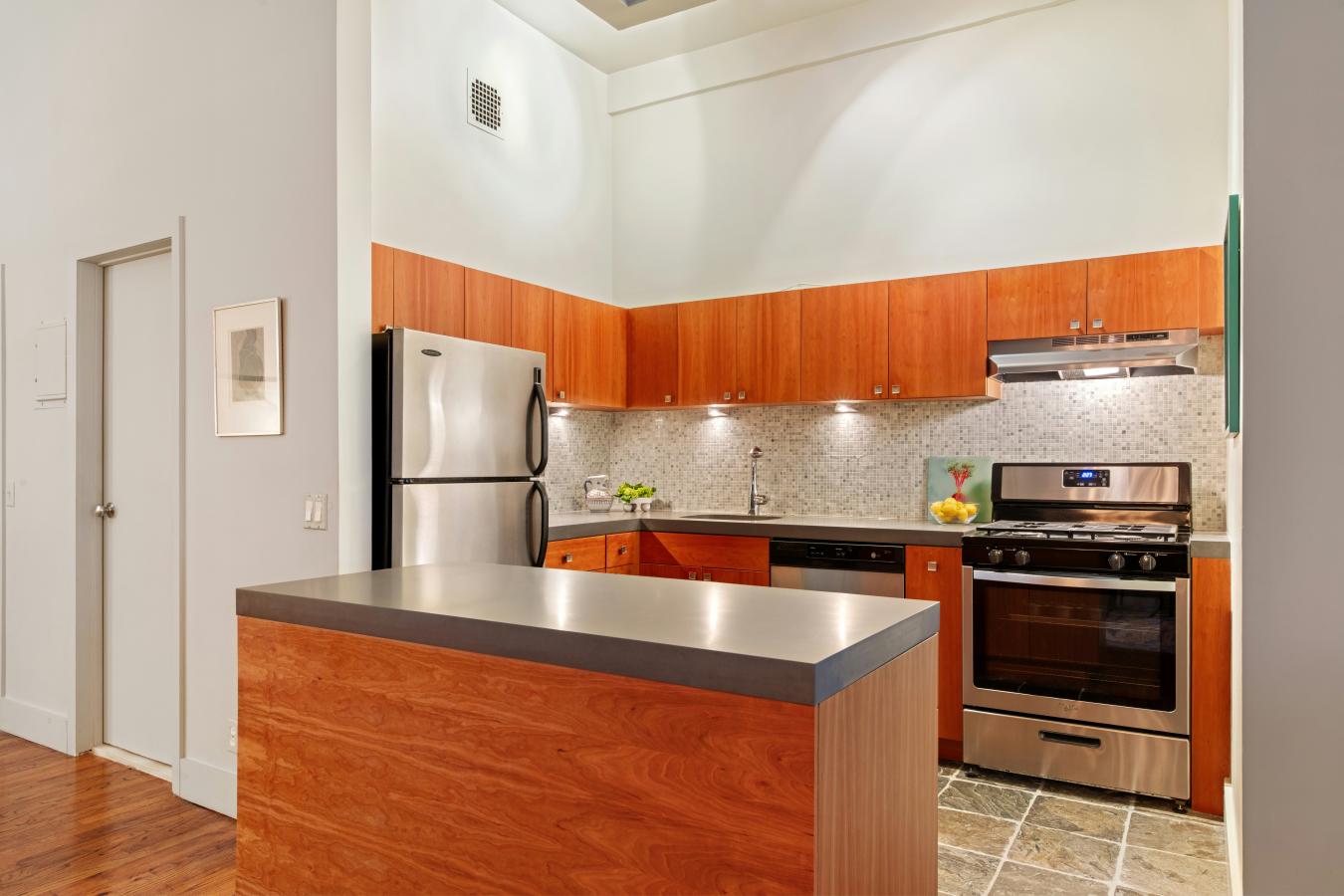 Flatiron, New York, 10010, United States, 1 Bedroom Bedrooms, ,1 BathroomBathrooms,Residential,For Sale,1959870