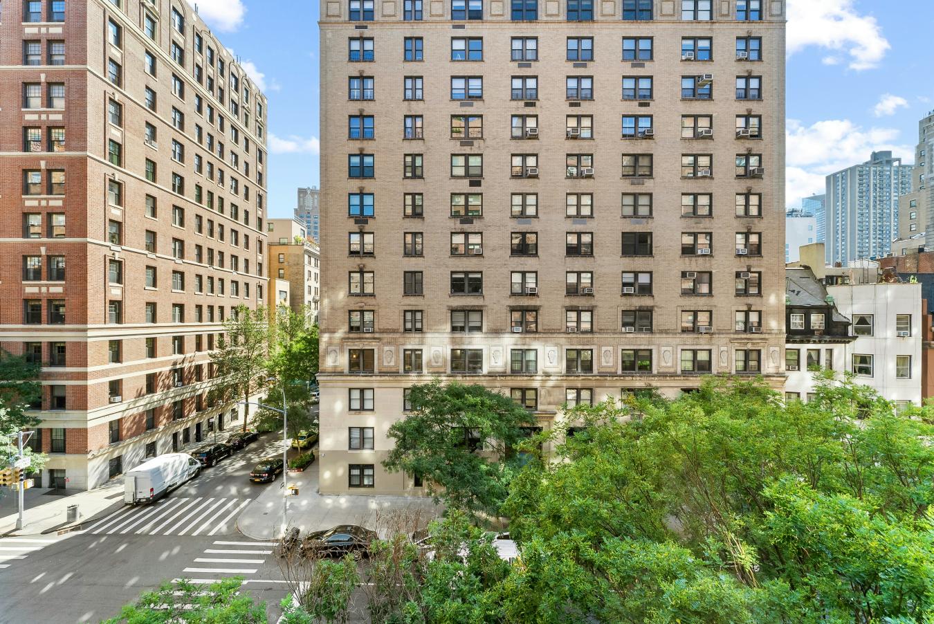 New York, New York, 10023, United States, 2 Bedrooms Bedrooms, ,1 BathroomBathrooms,Residential,For Sale,1959868