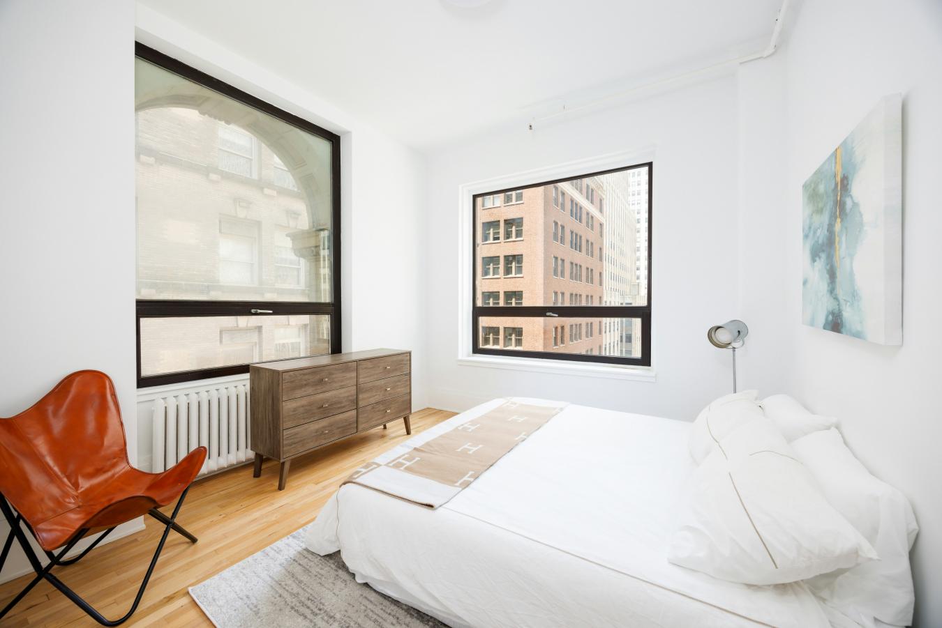 Financial District, New York, 10005, United States, 2 Bedrooms Bedrooms, ,2 BathroomsBathrooms,Residential,For Sale,1959866