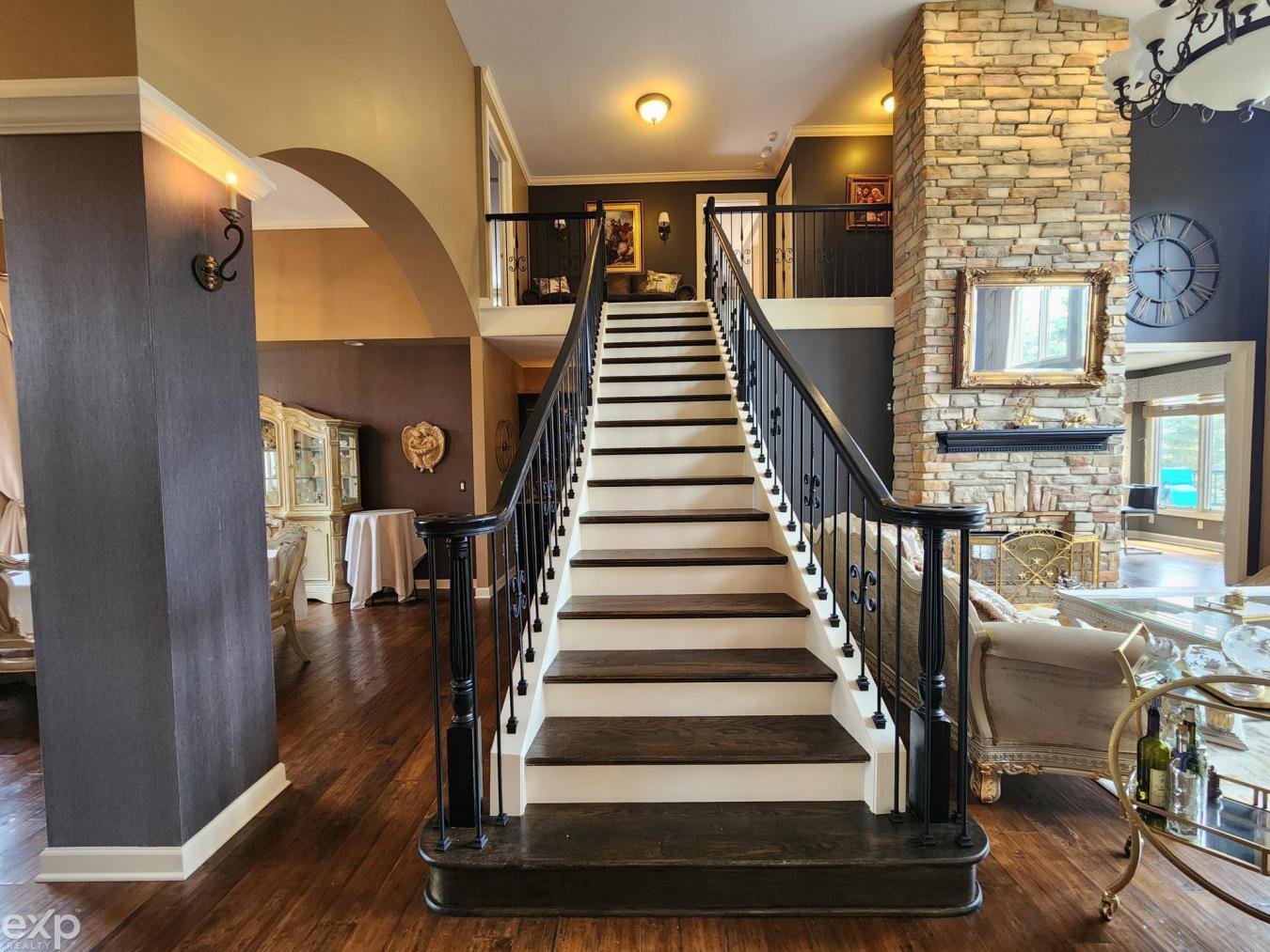 Oxford Charter Township, Oakland, 48371, United States, 4 Bedrooms Bedrooms, ,4 BathroomsBathrooms,Residential,For Sale,1954473