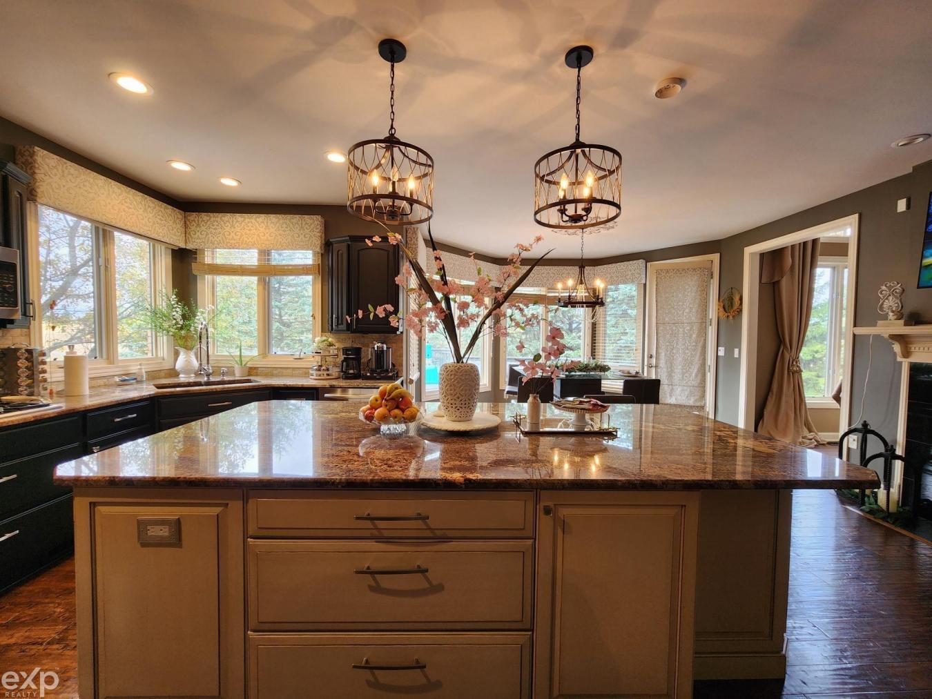 Oxford Charter Township, Oakland, 48371, United States, 4 Bedrooms Bedrooms, ,4 BathroomsBathrooms,Residential,For Sale,1954473