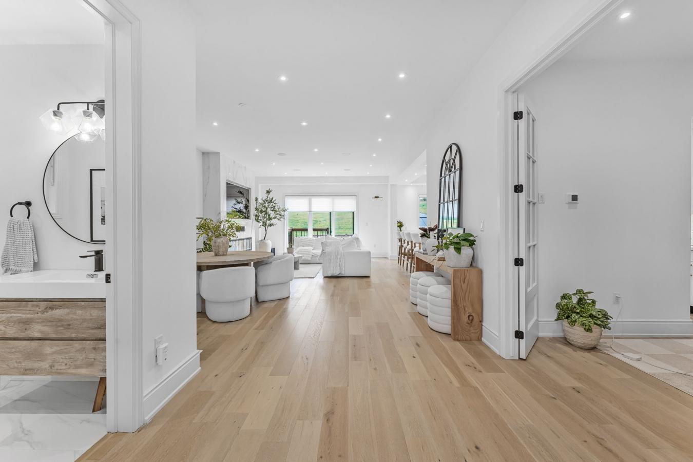 Beamsville, ON, L3J0T1, Canada, 4 Bedrooms Bedrooms, ,3 BathroomsBathrooms,Residential,For Sale,1954472