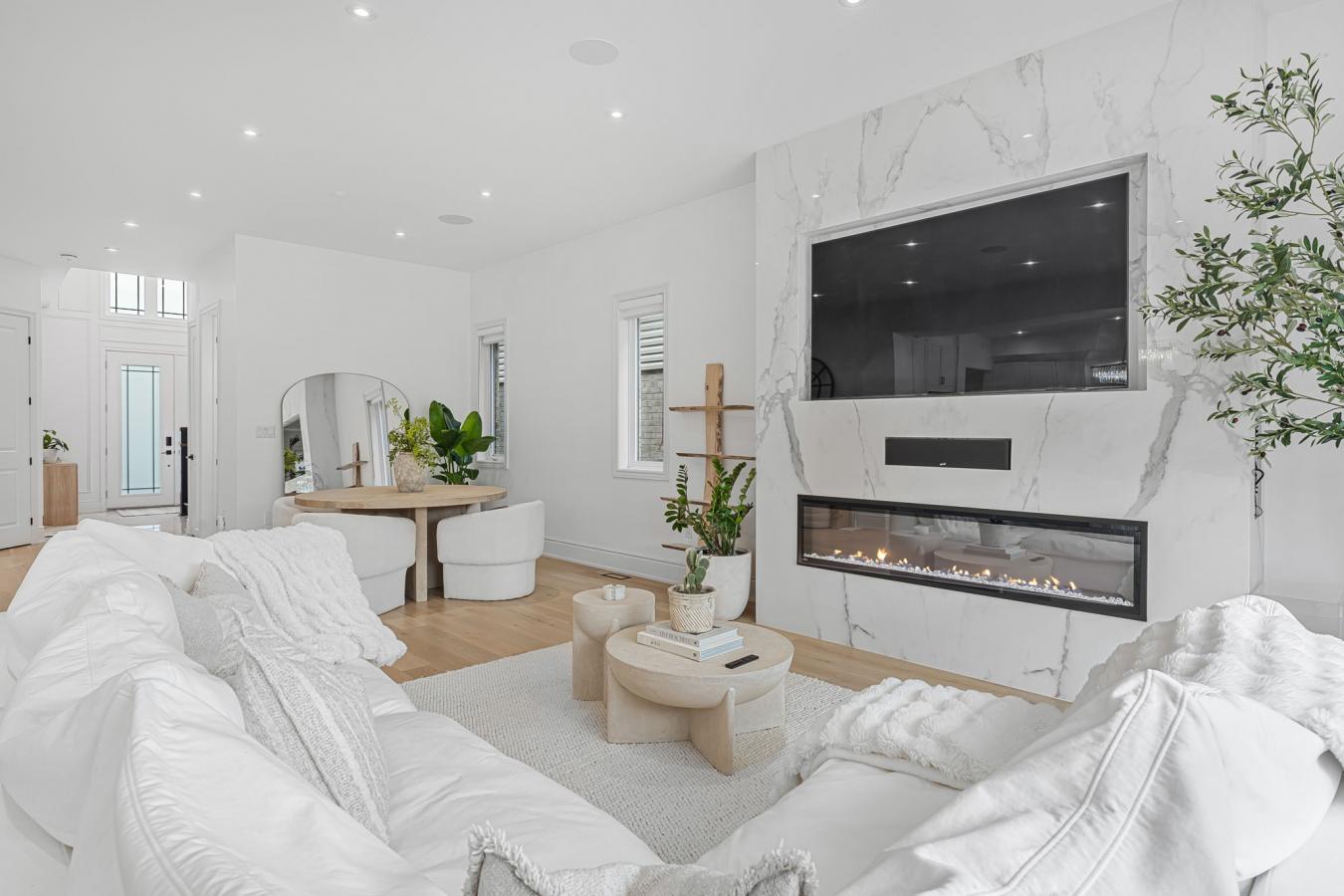 Beamsville, ON, L3J0T1, Canada, 4 Bedrooms Bedrooms, ,3 BathroomsBathrooms,Residential,For Sale,1954472