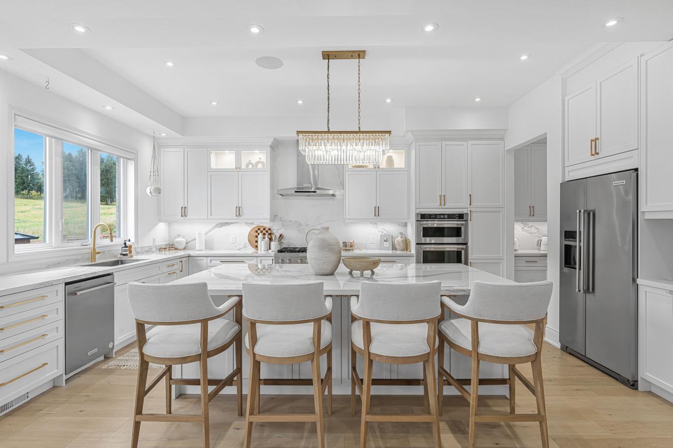 Beamsville, ON, L3J0T1, Canada, 4 Bedrooms Bedrooms, ,3 BathroomsBathrooms,Residential,For Sale,1954472