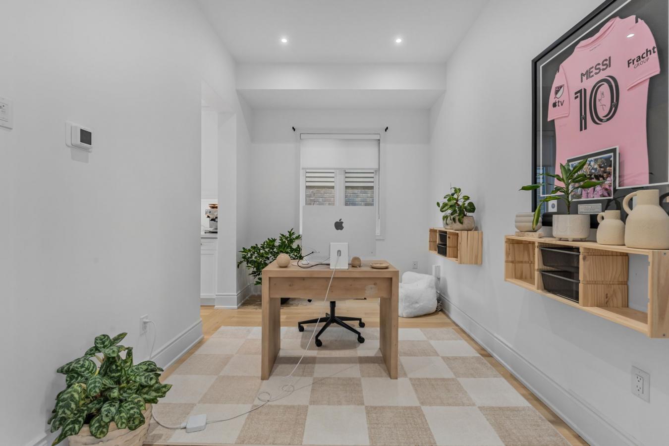 Beamsville, ON, L3J0T1, Canada, 4 Bedrooms Bedrooms, ,3 BathroomsBathrooms,Residential,For Sale,1954472