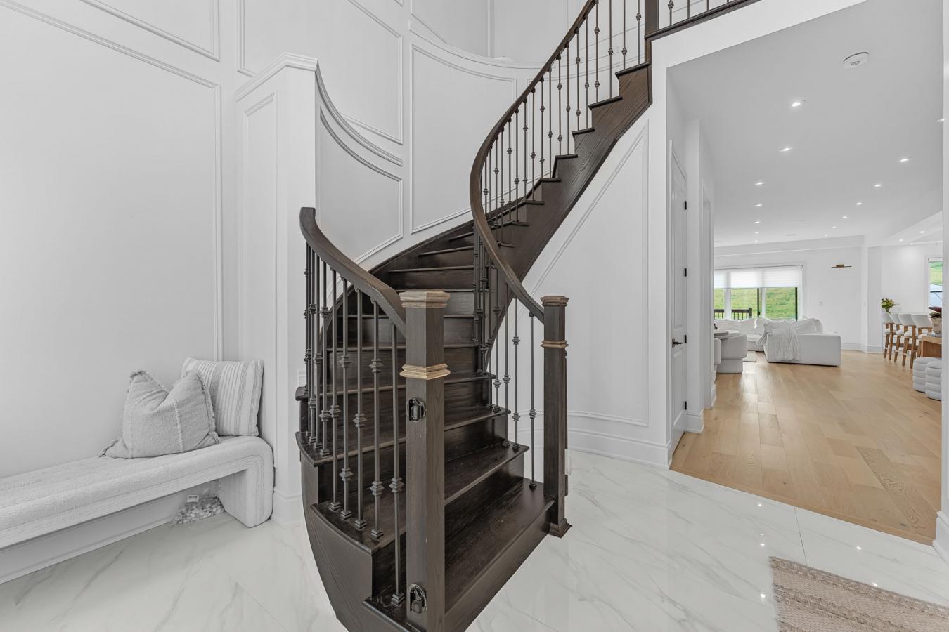 Beamsville, ON, L3J0T1, Canada, 4 Bedrooms Bedrooms, ,3 BathroomsBathrooms,Residential,For Sale,1954472