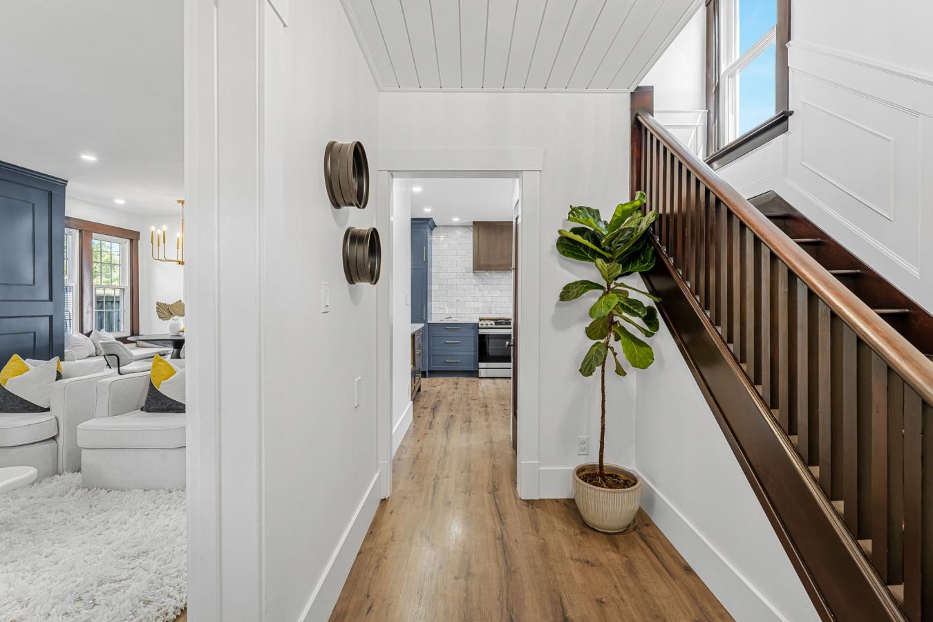 Fort Erie, ON, L2A2Y8, Canada, 4 Bedrooms Bedrooms, ,2 BathroomsBathrooms,Residential,For Sale,1954471