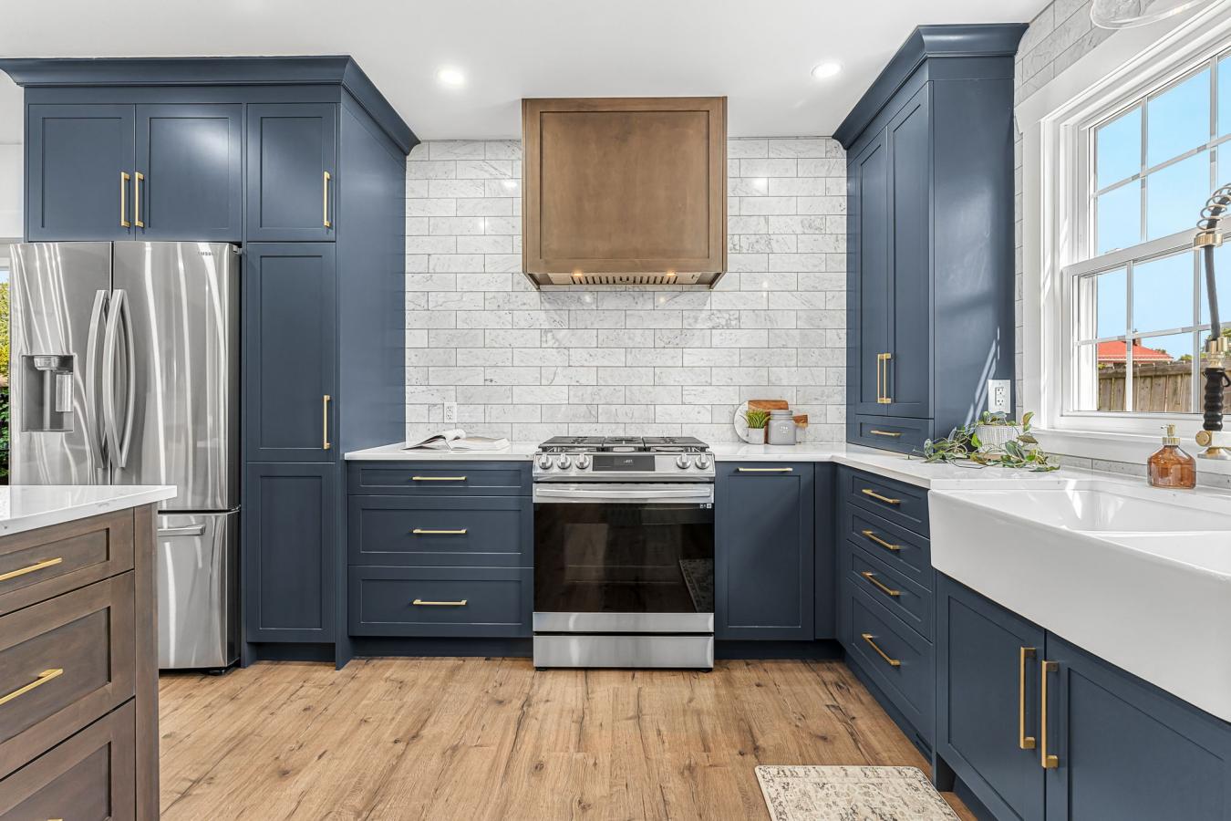 Fort Erie, ON, L2A2Y8, Canada, 4 Bedrooms Bedrooms, ,2 BathroomsBathrooms,Residential,For Sale,1954471