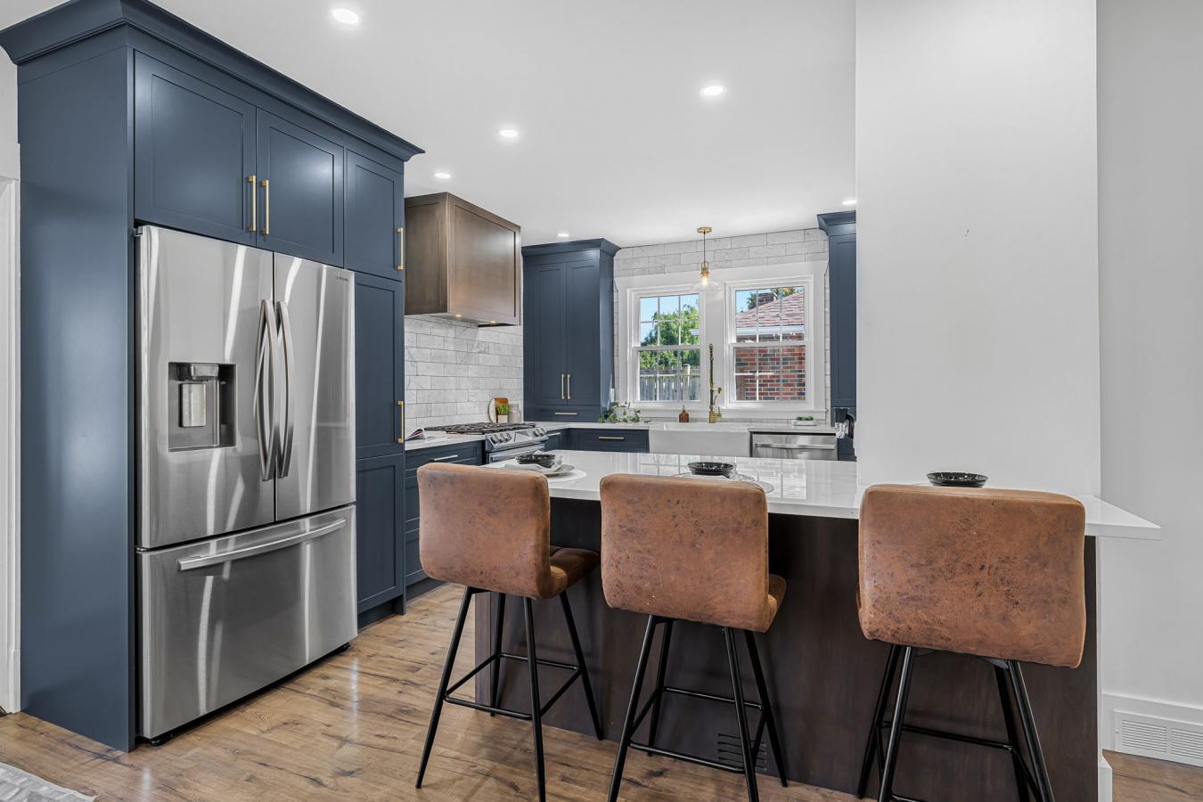 Fort Erie, ON, L2A2Y8, Canada, 4 Bedrooms Bedrooms, ,2 BathroomsBathrooms,Residential,For Sale,1954471