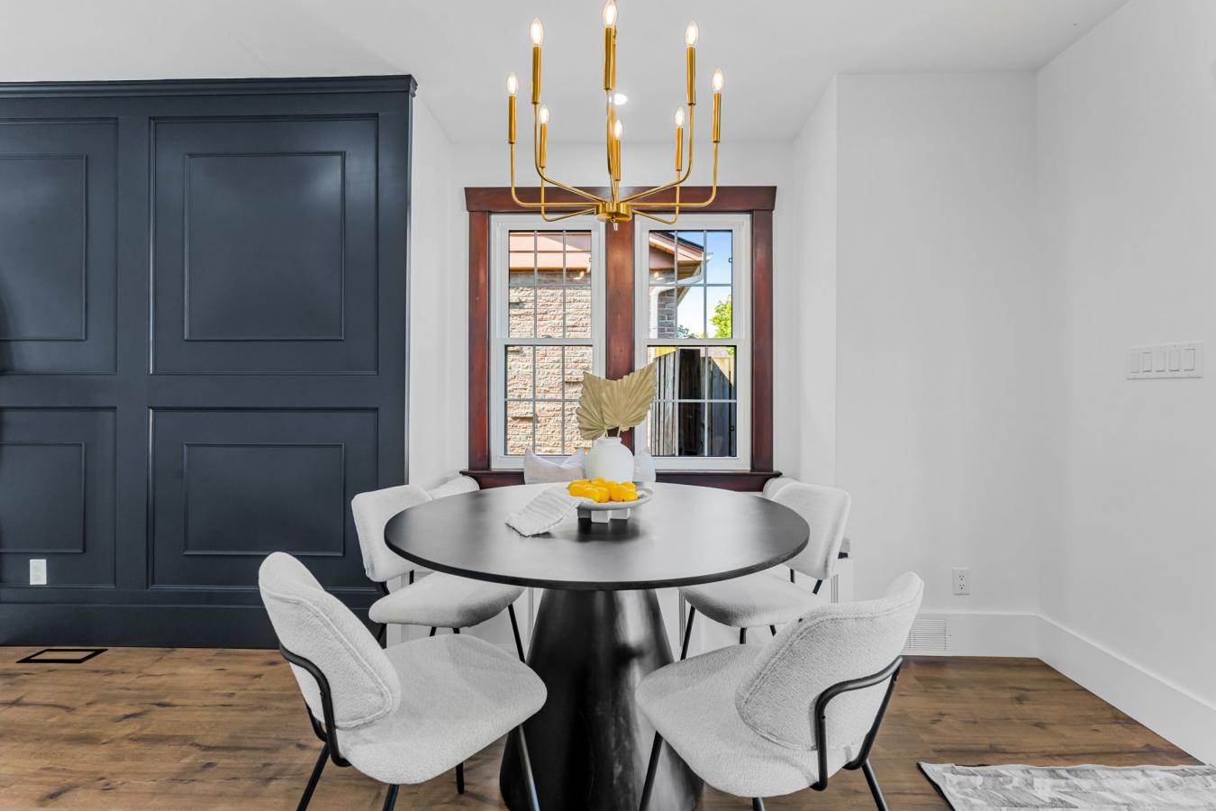 Fort Erie, ON, L2A2Y8, Canada, 4 Bedrooms Bedrooms, ,2 BathroomsBathrooms,Residential,For Sale,1954471