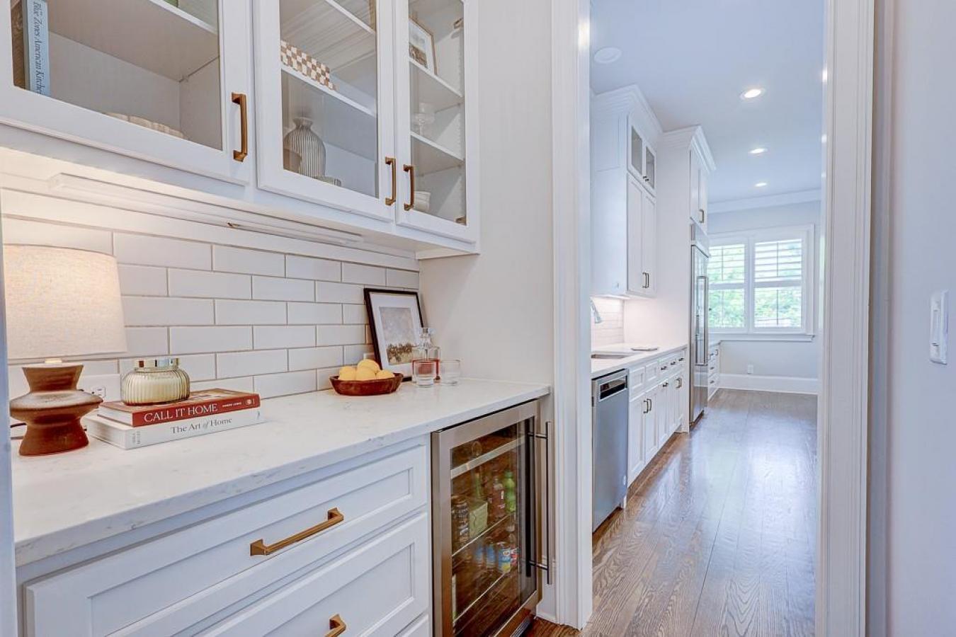 Marietta, Cobb - GA, 30062, United States, 9 Bedrooms Bedrooms, ,8 BathroomsBathrooms,Residential,For Sale,1954469