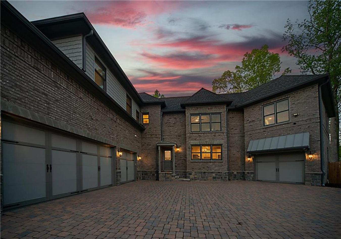 Marietta, Cobb - GA, 30062, United States, 9 Bedrooms Bedrooms, ,8 BathroomsBathrooms,Residential,For Sale,1954469