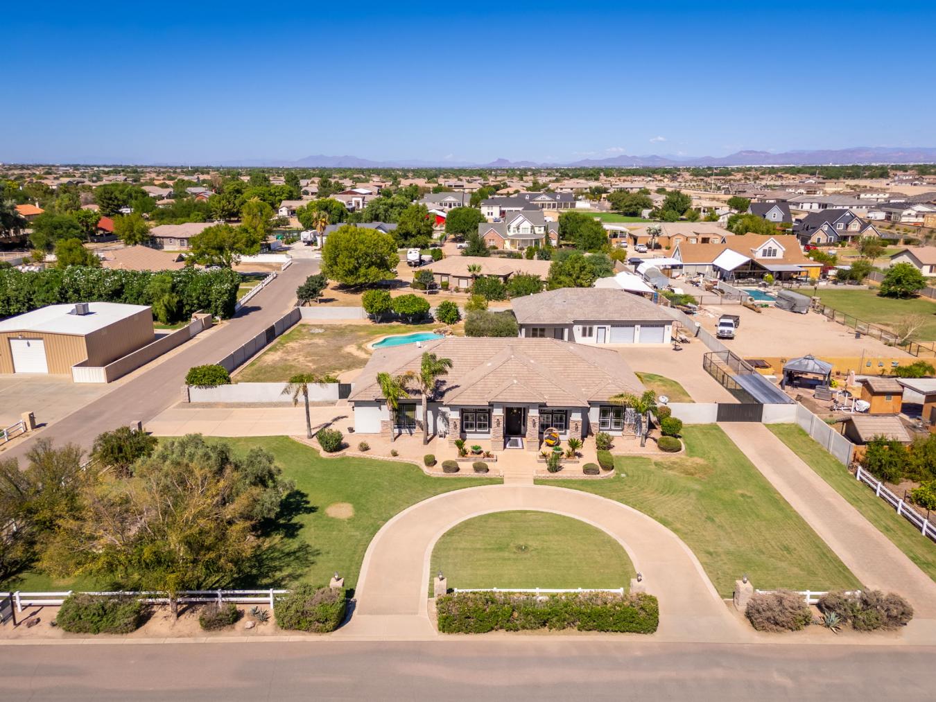 Gilbert, Maricopa, 85298, United States, 5 Bedrooms Bedrooms, ,6 BathroomsBathrooms,Residential,For Sale,1959865