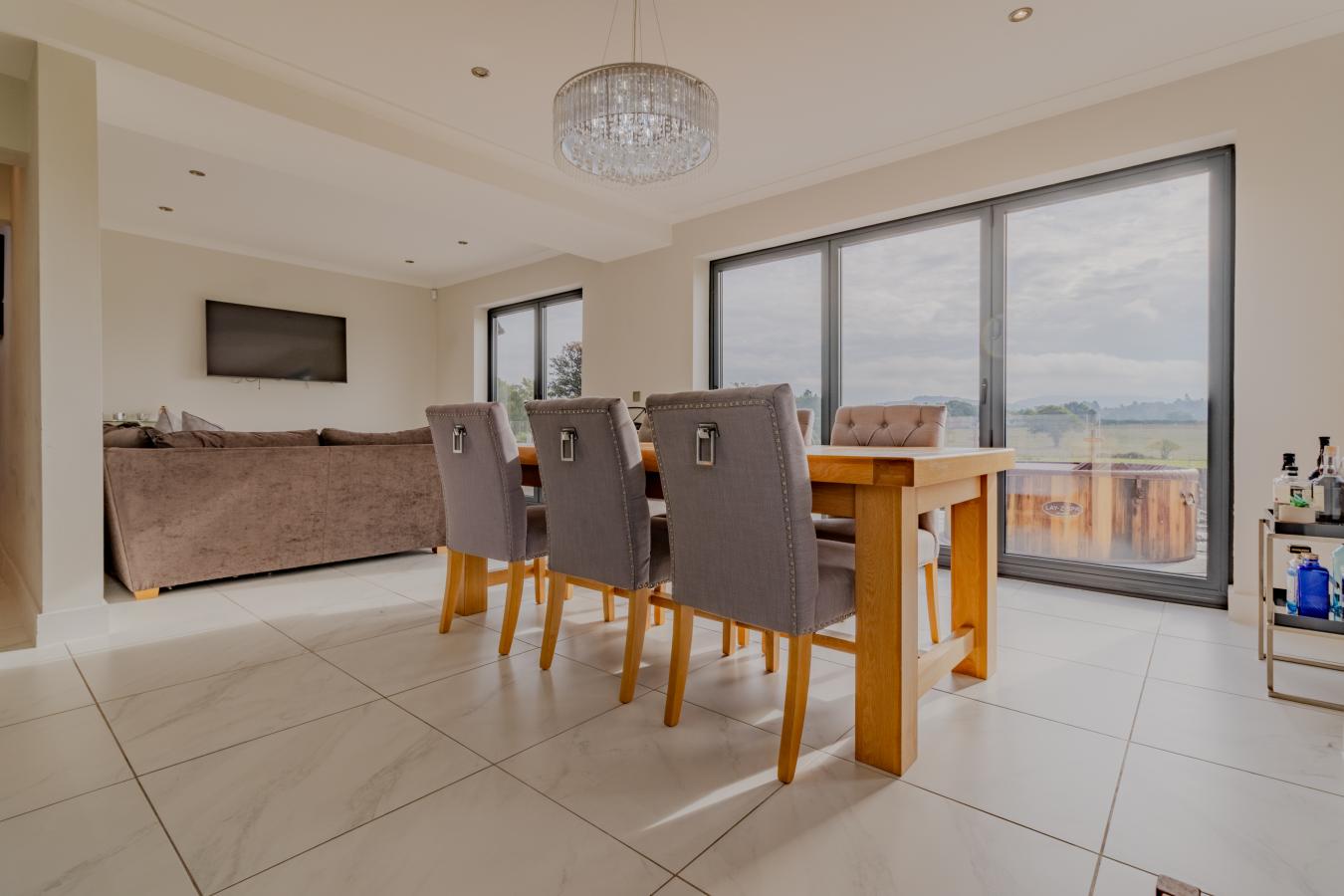 Stourbridge, West Midlands, DY8 2RP, United Kingdom, 4 Bedrooms Bedrooms, ,2 BathroomsBathrooms,Residential,For Sale,1959862