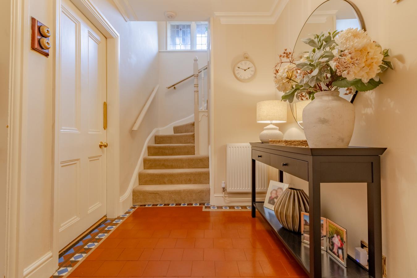 Hagley, Worcestershire, DY9 9LL, United Kingdom, 3 Bedrooms Bedrooms, ,1 BathroomBathrooms,Residential,For Sale,1959863