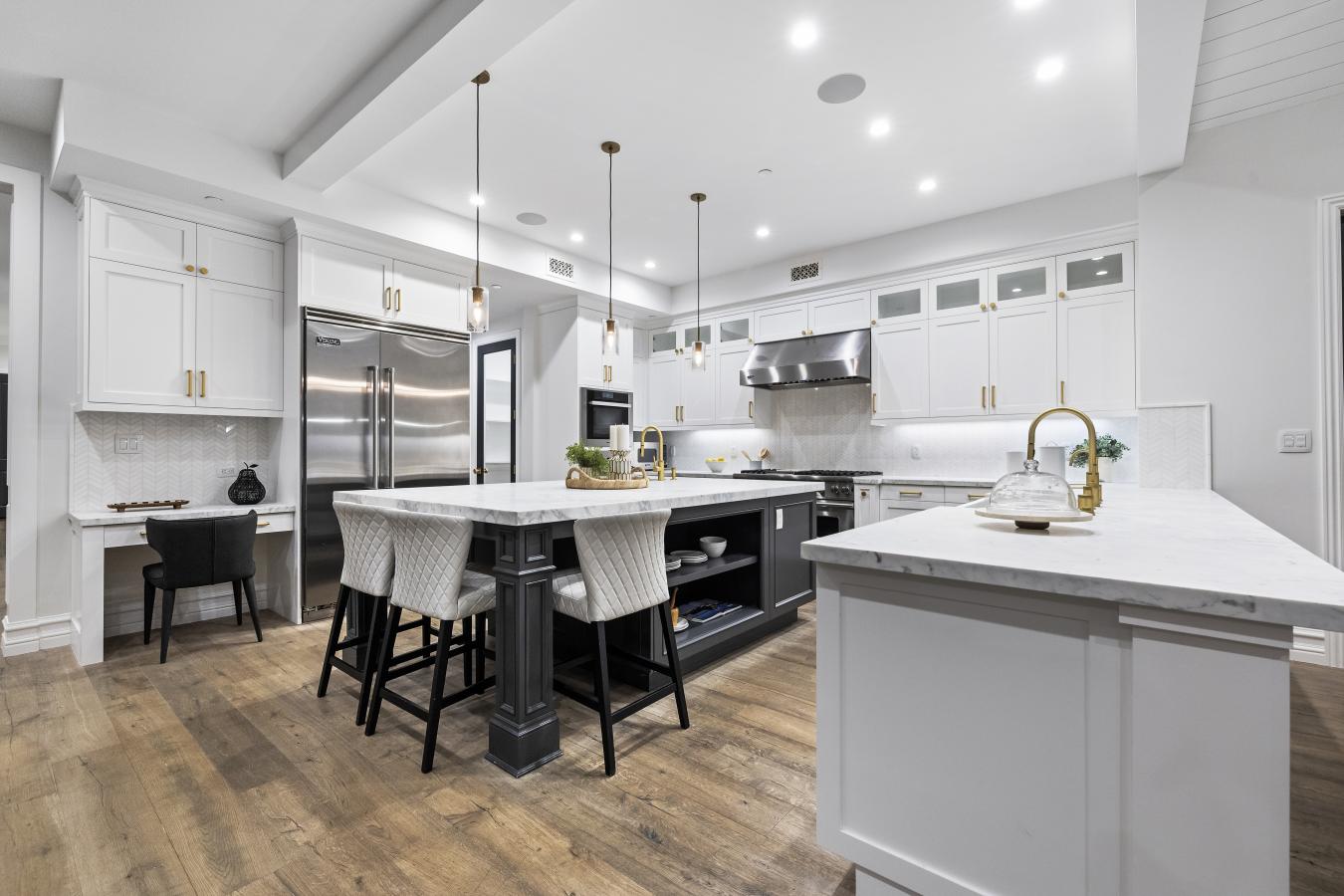 Encino, Los Angeles, 91316, United States, 6 Bedrooms Bedrooms, ,6 BathroomsBathrooms,Residential,For Sale,1954468