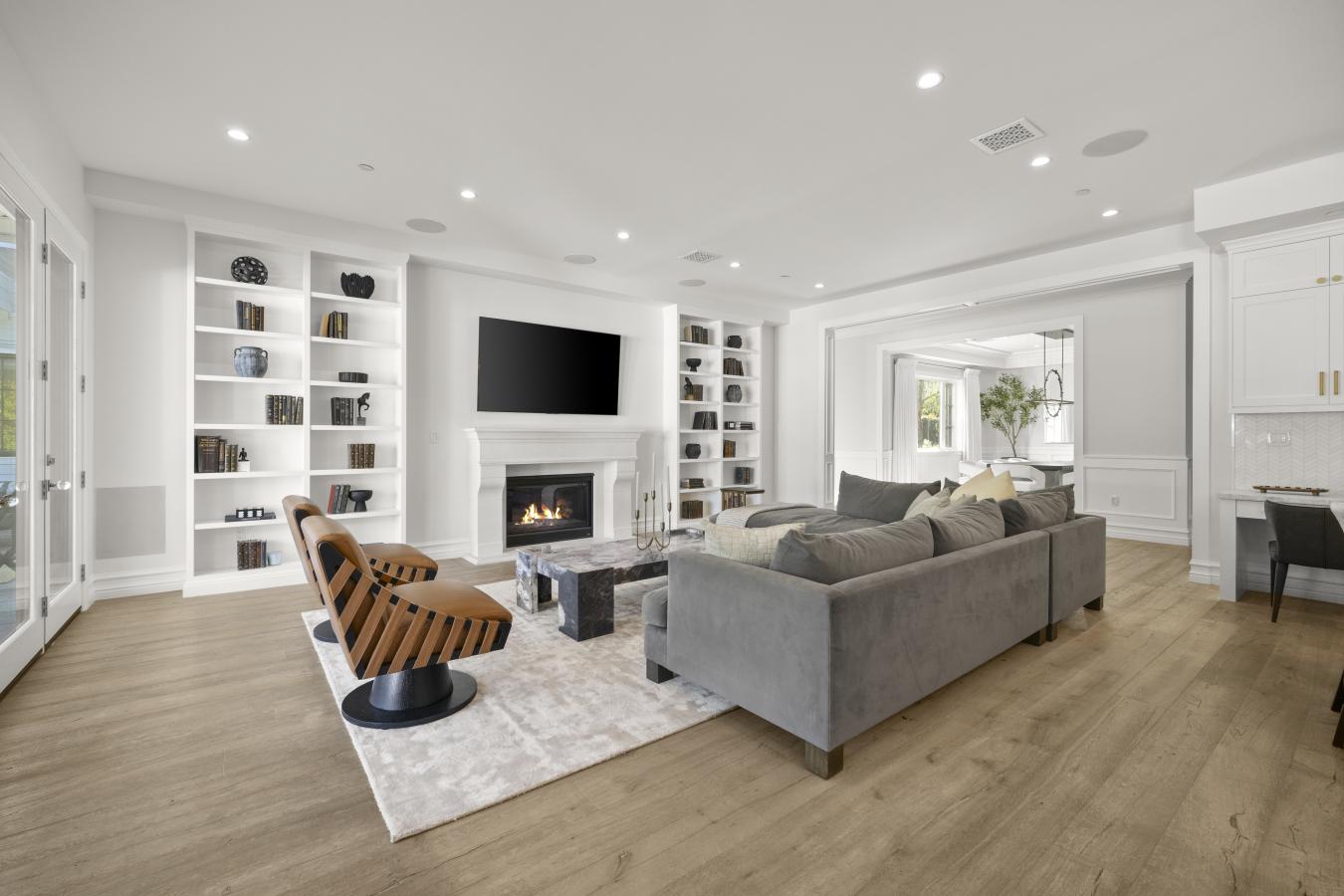 Encino, Los Angeles, 91316, United States, 6 Bedrooms Bedrooms, ,6 BathroomsBathrooms,Residential,For Sale,1954468