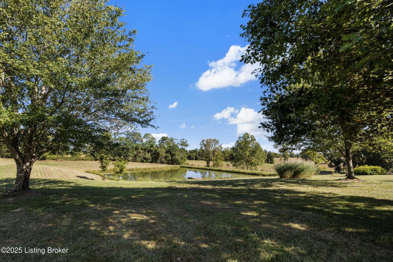 Campbellsburg, Henry, 40011, United States, 4 Bedrooms Bedrooms, ,2 BathroomsBathrooms,Residential,For Sale,1959864