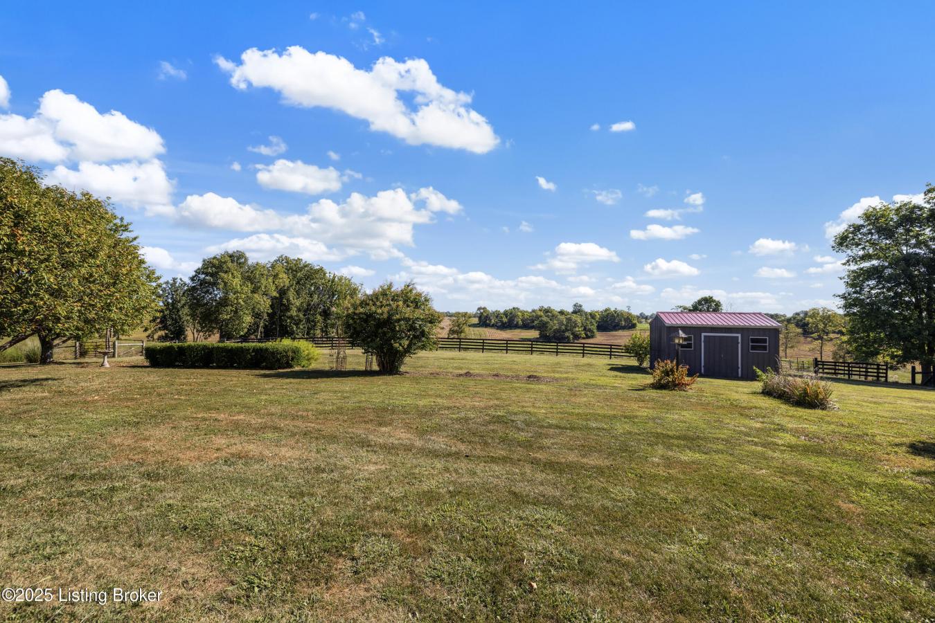 Campbellsburg, Henry, 40011, United States, 4 Bedrooms Bedrooms, ,2 BathroomsBathrooms,Residential,For Sale,1959864