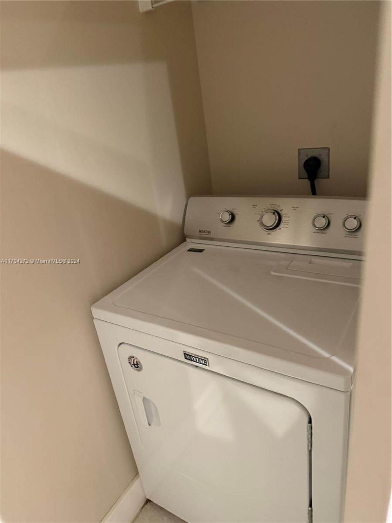 Sunny Isles Beach, Miami-Dade County, 33160, United States, 2 Bedrooms Bedrooms, ,2 BathroomsBathrooms,Residential,For Sale,1959861