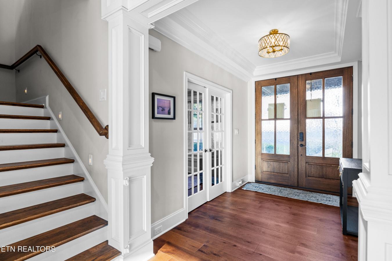 Knoxville, Knox County, 37920, United States, 6 Bedrooms Bedrooms, ,4 BathroomsBathrooms,Residential,For Sale,1959860