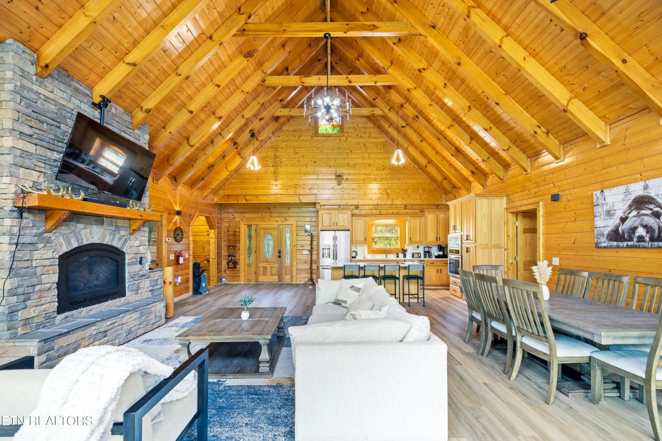 Sevierville, Sevier County - 27, 37862, United States, 5 Bedrooms Bedrooms, ,4 BathroomsBathrooms,Residential,For Sale,1959858