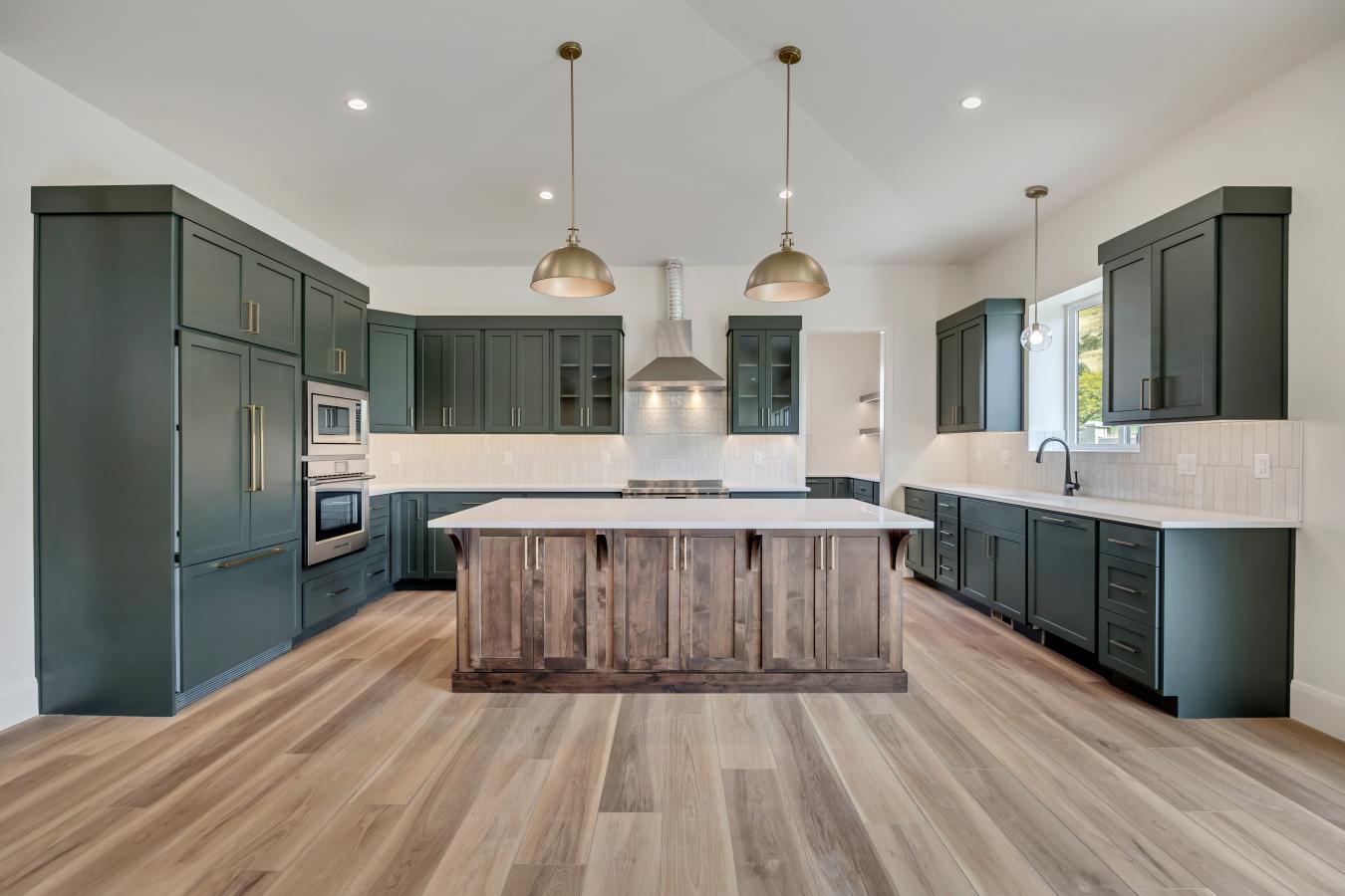 Orem, Utah, 84097, United States, 3 Bedrooms Bedrooms, ,3 BathroomsBathrooms,Residential,For Sale,1959857