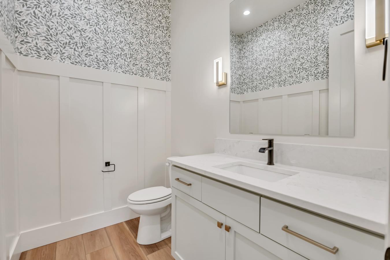 Orem, Utah, 84097, United States, 3 Bedrooms Bedrooms, ,3 BathroomsBathrooms,Residential,For Sale,1959857