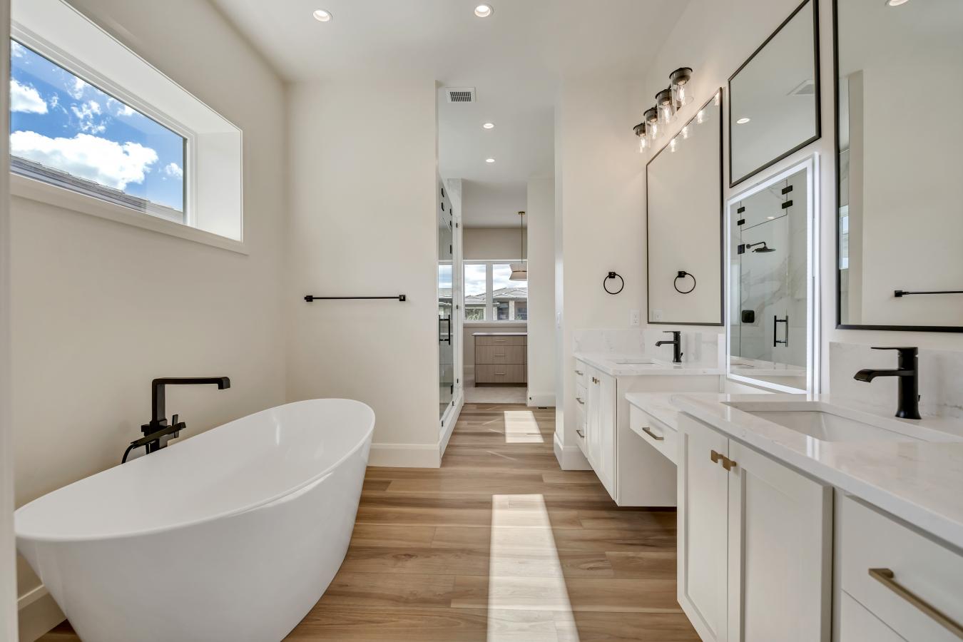 Orem, Utah, 84097, United States, 3 Bedrooms Bedrooms, ,3 BathroomsBathrooms,Residential,For Sale,1959857