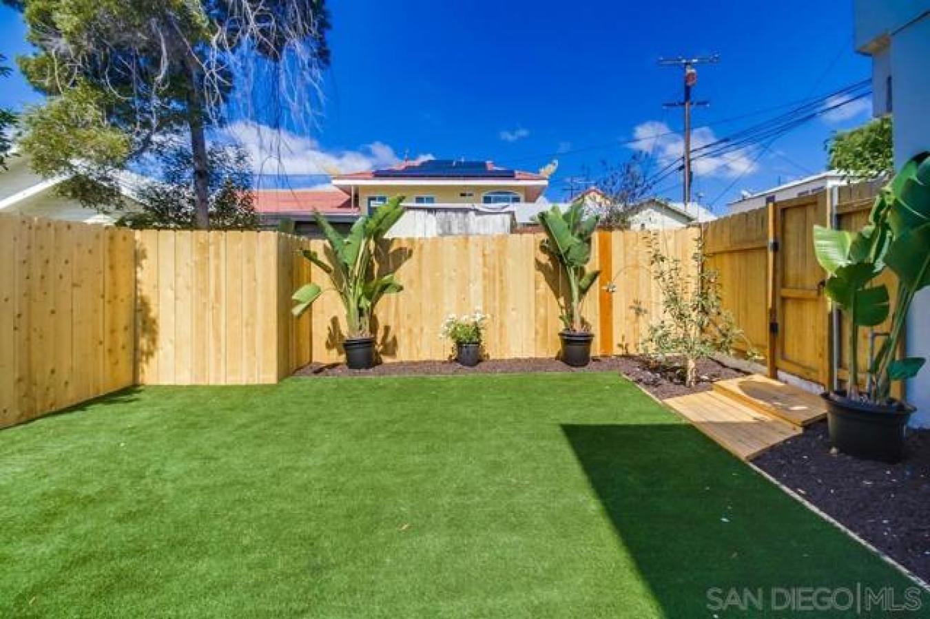 San Diego, San Diego, 92105, United States, 6 Bedrooms Bedrooms, ,2 BathroomsBathrooms,Residential,For Sale,1959856