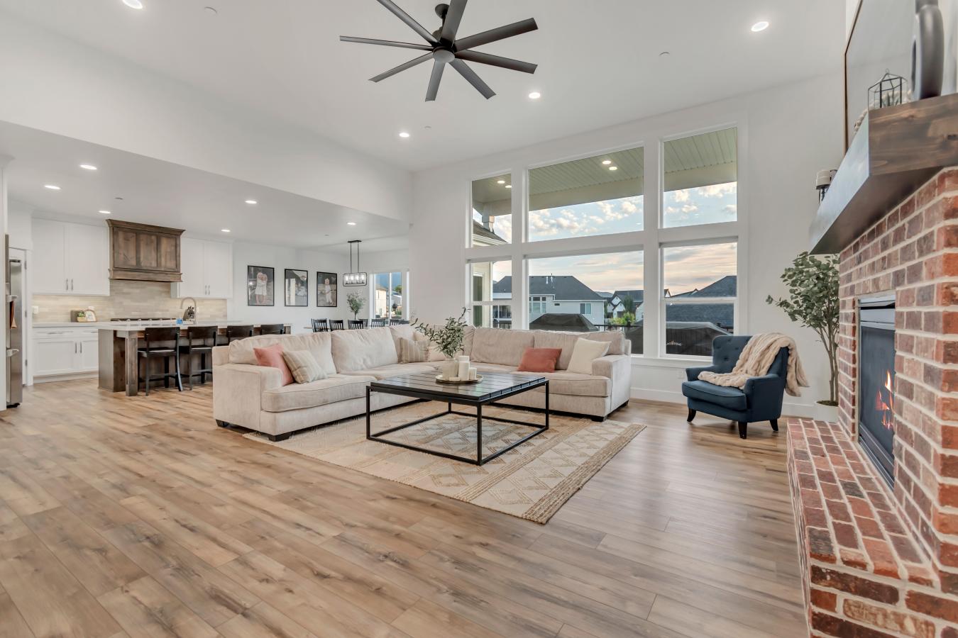 Woodland Hills, Utah, 84653, United States, 6 Bedrooms Bedrooms, ,3 BathroomsBathrooms,Residential,For Sale,1959854