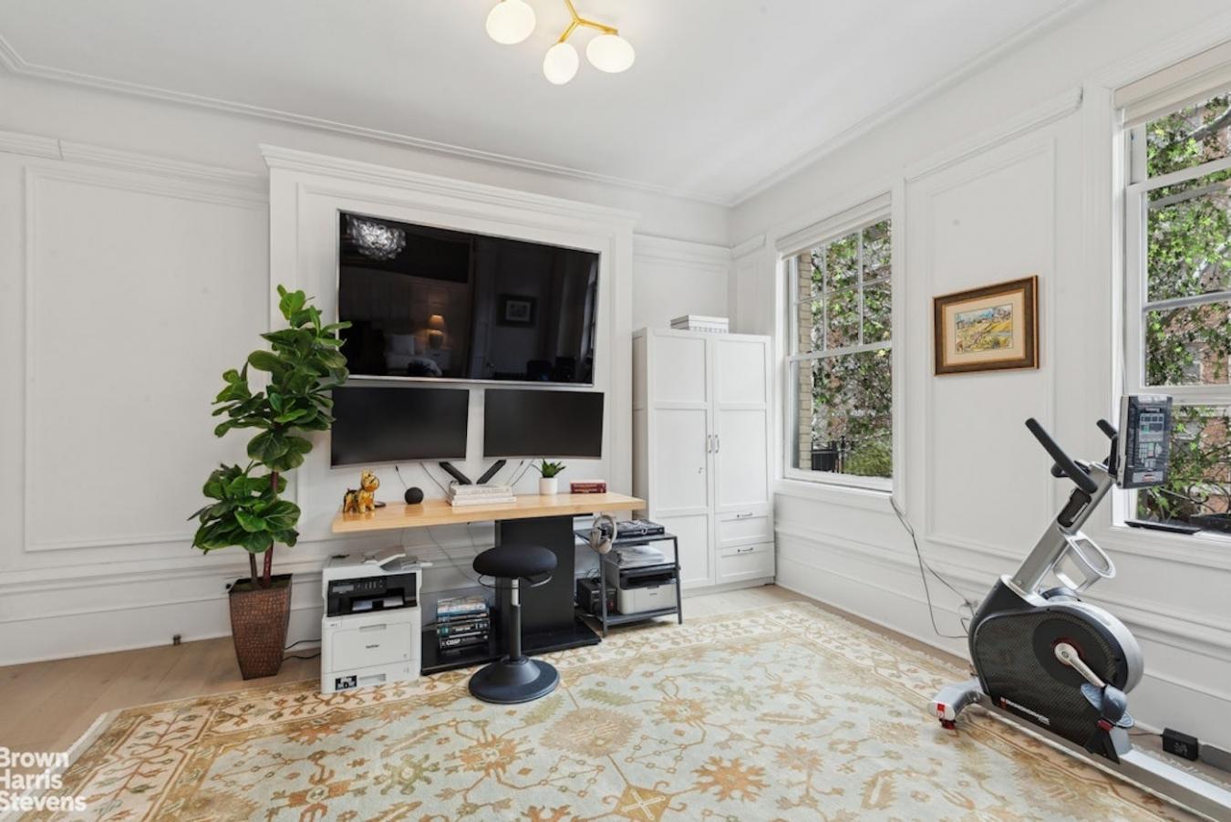 New York, New York, 10025, United States, 5 Bedrooms Bedrooms, ,3 BathroomsBathrooms,Residential,For Sale,1959847