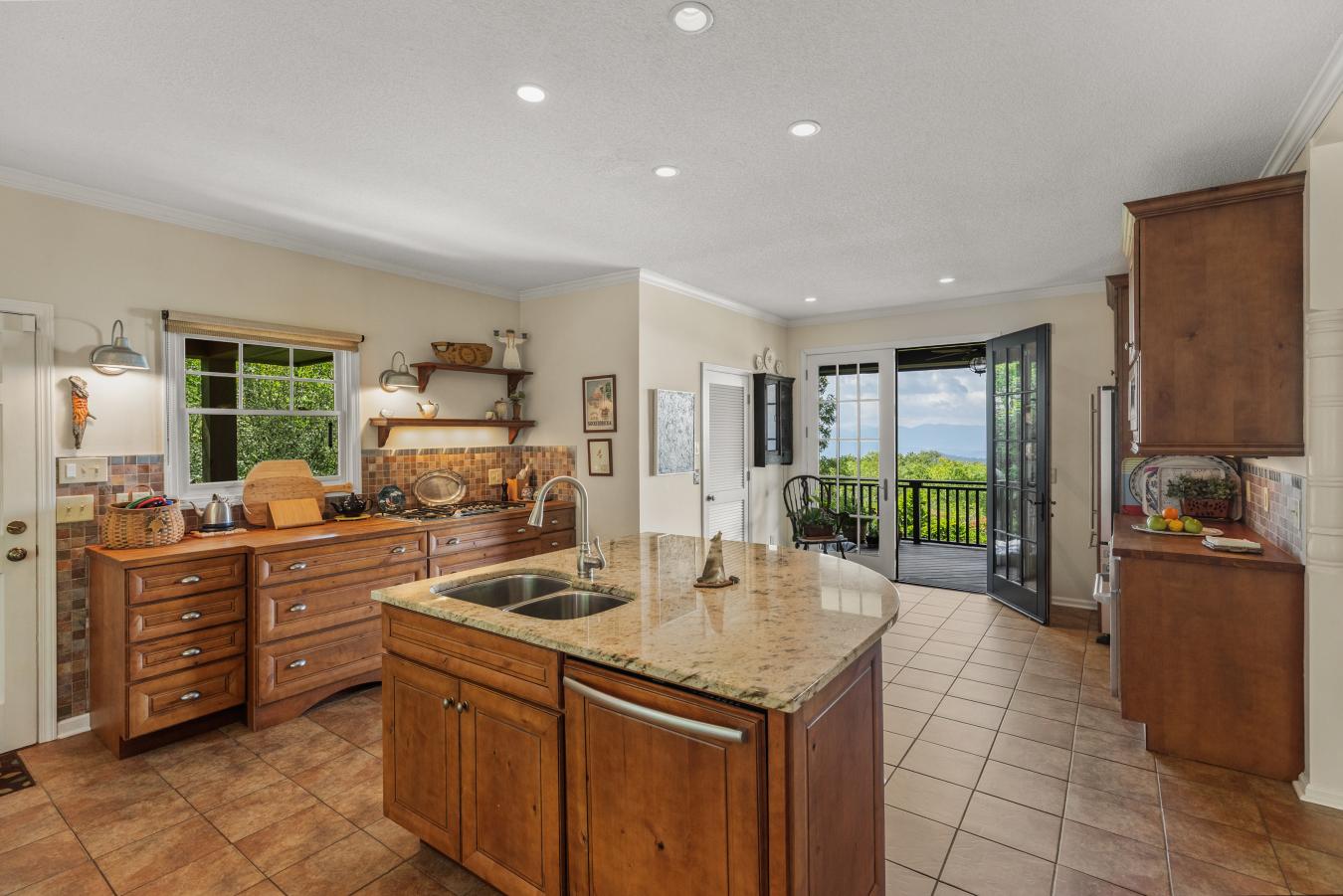 Highlands, Macon, 28741, United States, 5 Bedrooms Bedrooms, ,5 BathroomsBathrooms,Residential,For Sale,1959841