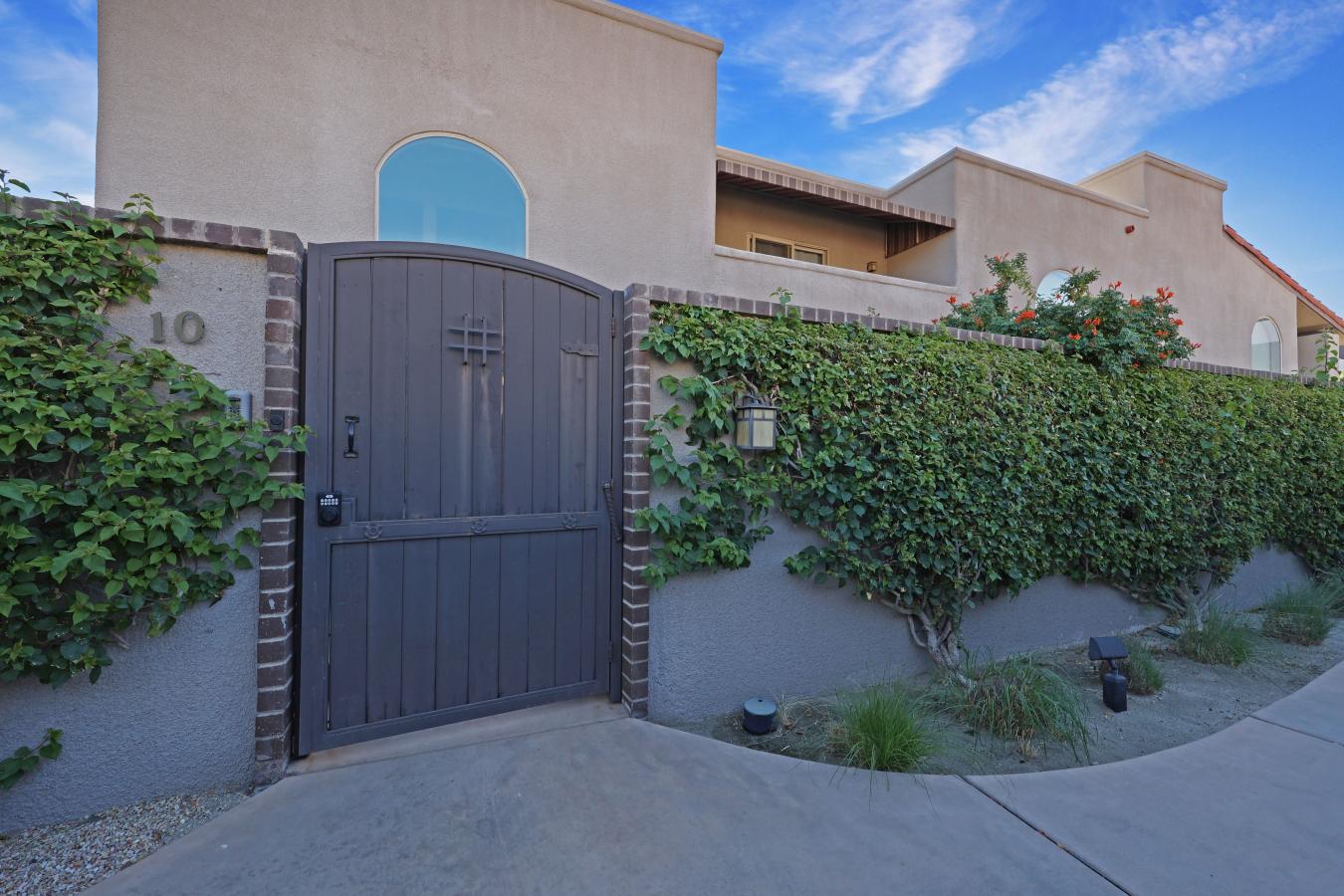 Palm Springs, Riverside, 92262, United States, 1 Bedroom Bedrooms, ,1 BathroomBathrooms,Residential,For Sale,1959843